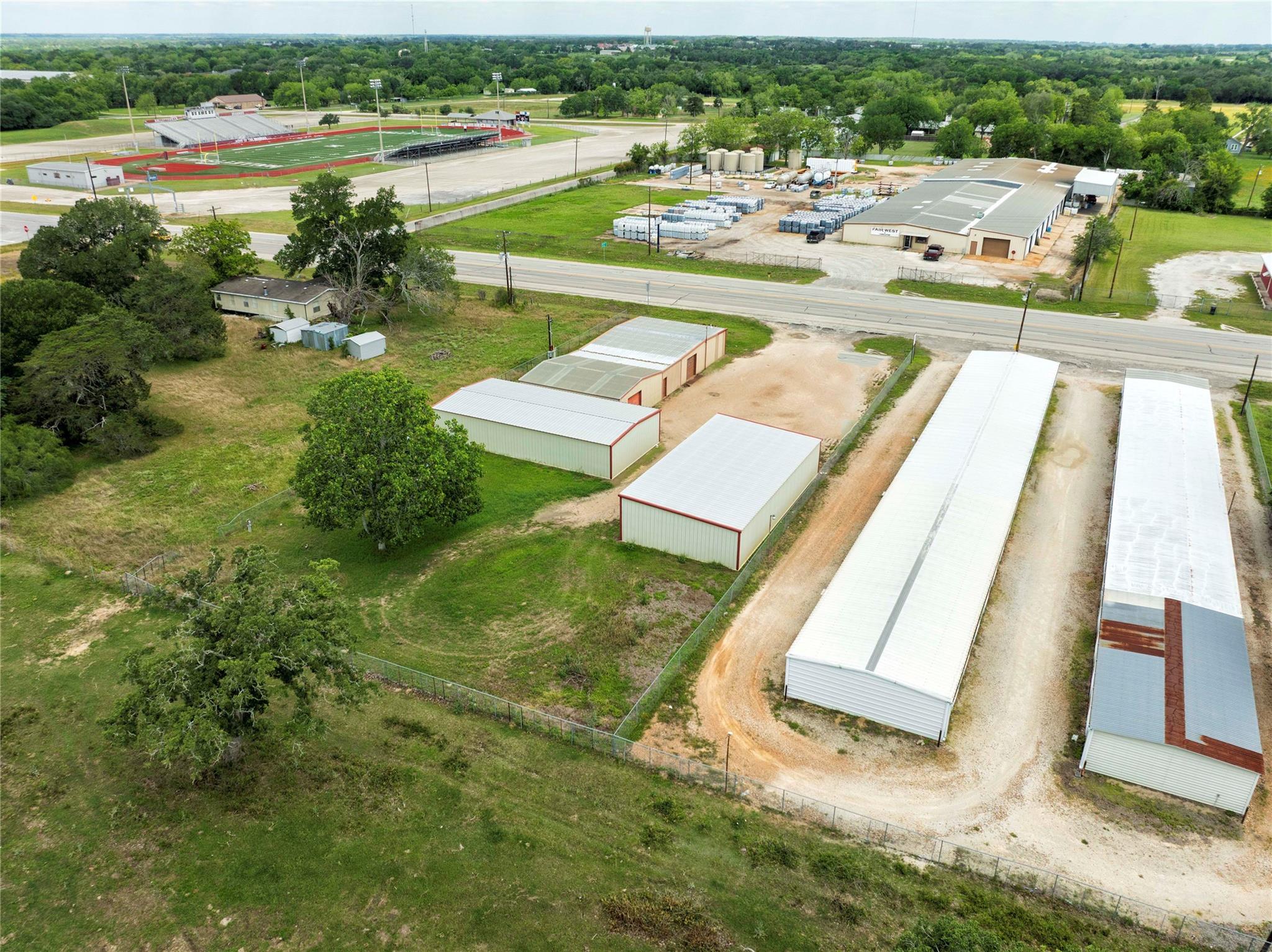1410 US Highway 90A East, Hallettsville, TX 77964