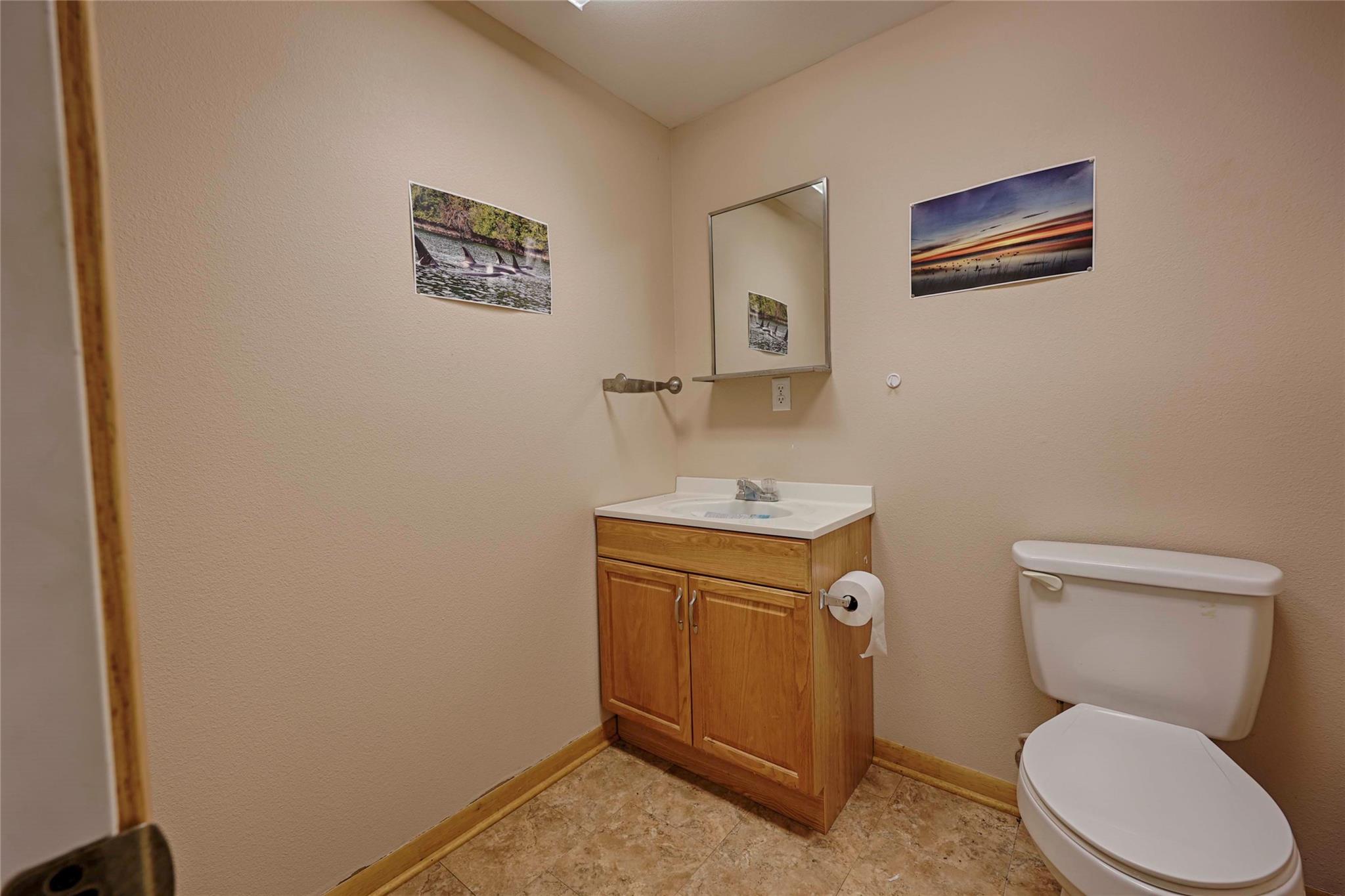 1410 US Highway 90A East, Hallettsville, TX 77964