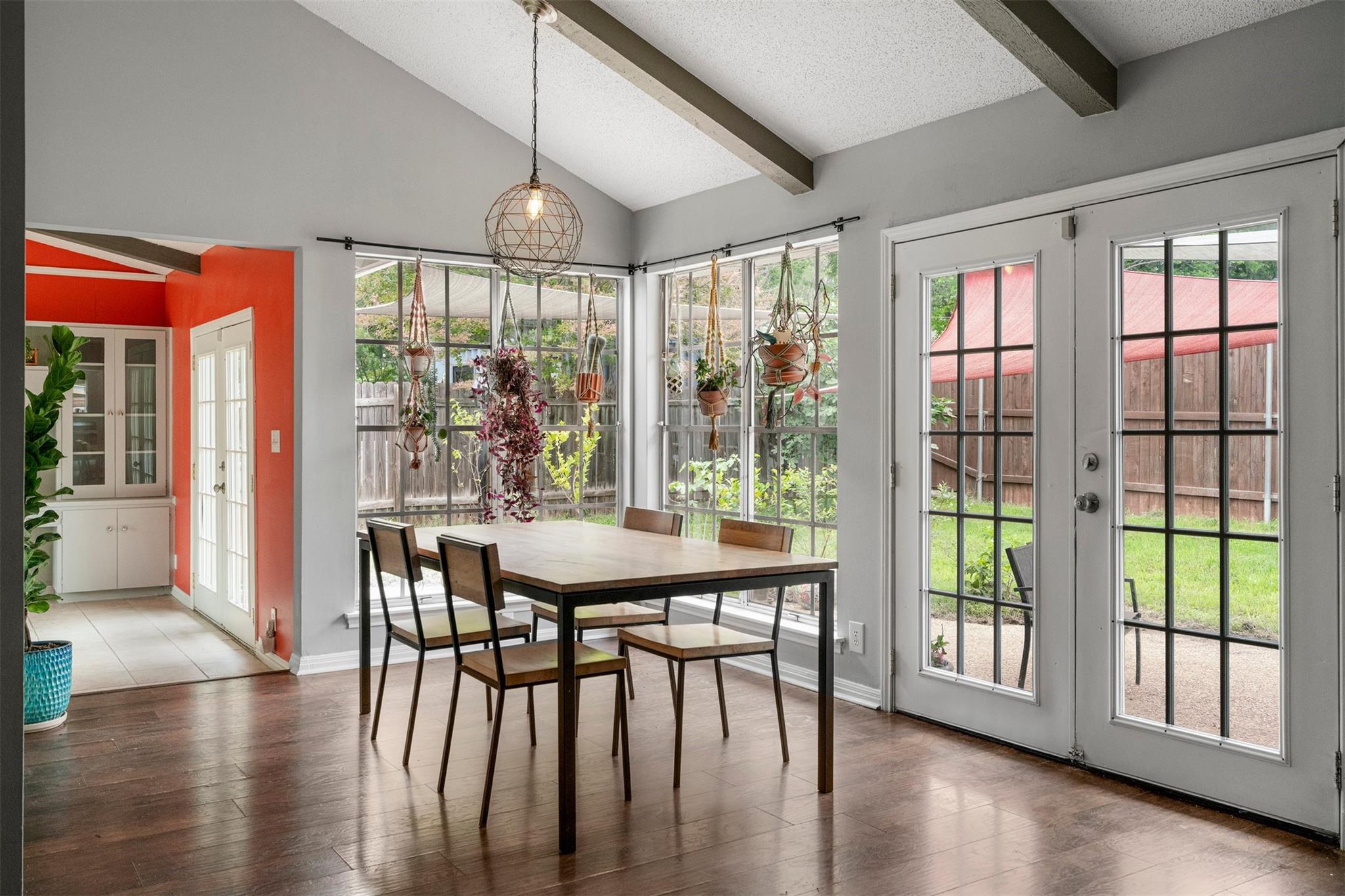 7303 Geneva Dr, Austin, TX 78723