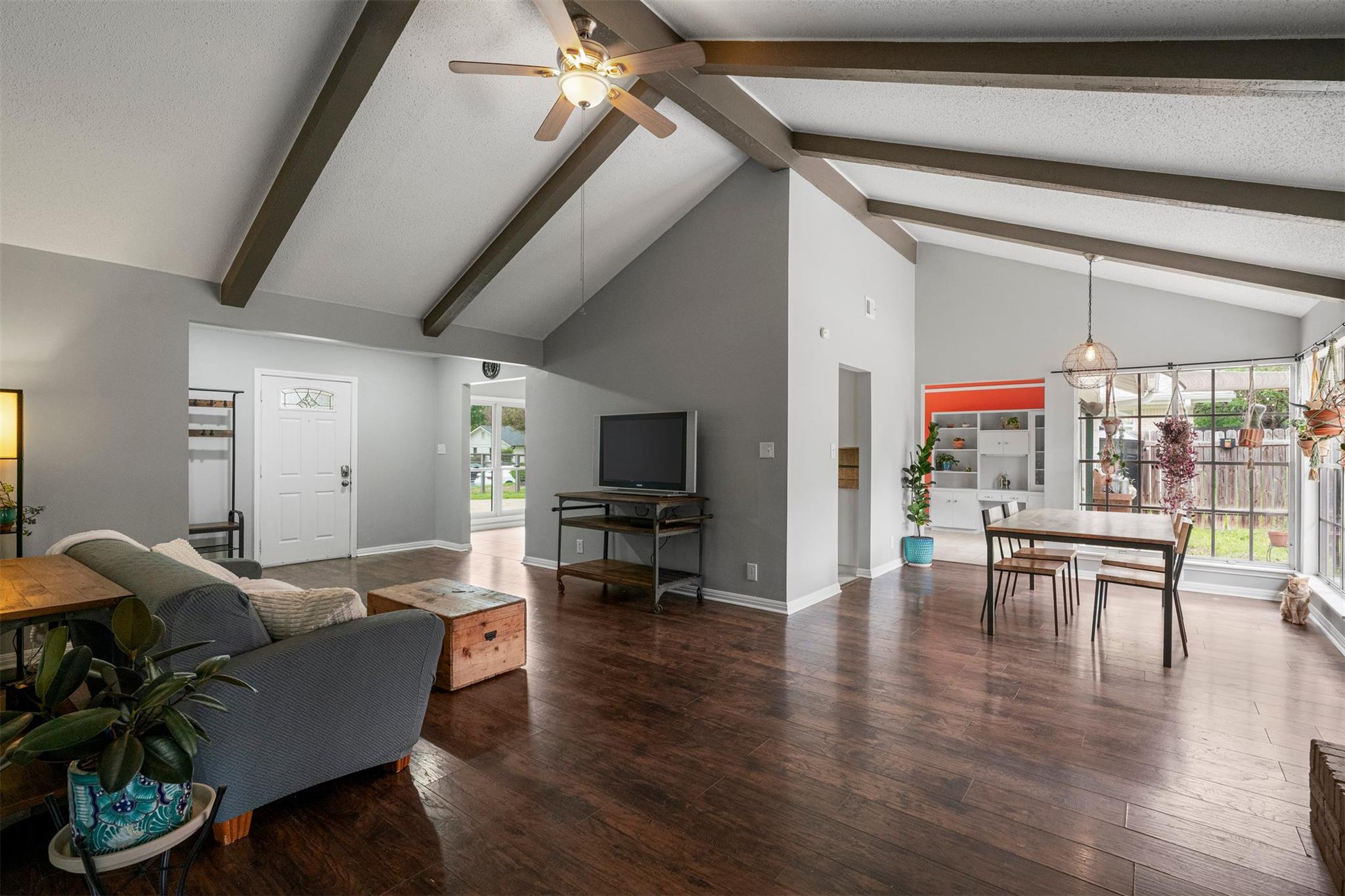 7303 Geneva Dr, Austin, TX 78723