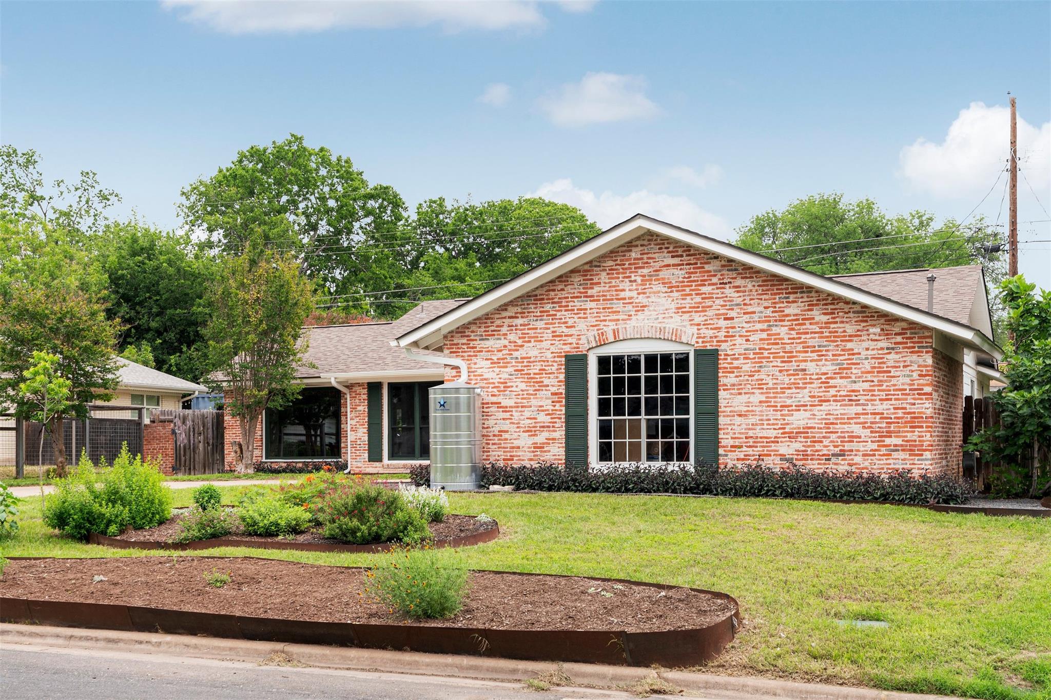 7303 Geneva Dr, Austin, TX 78723