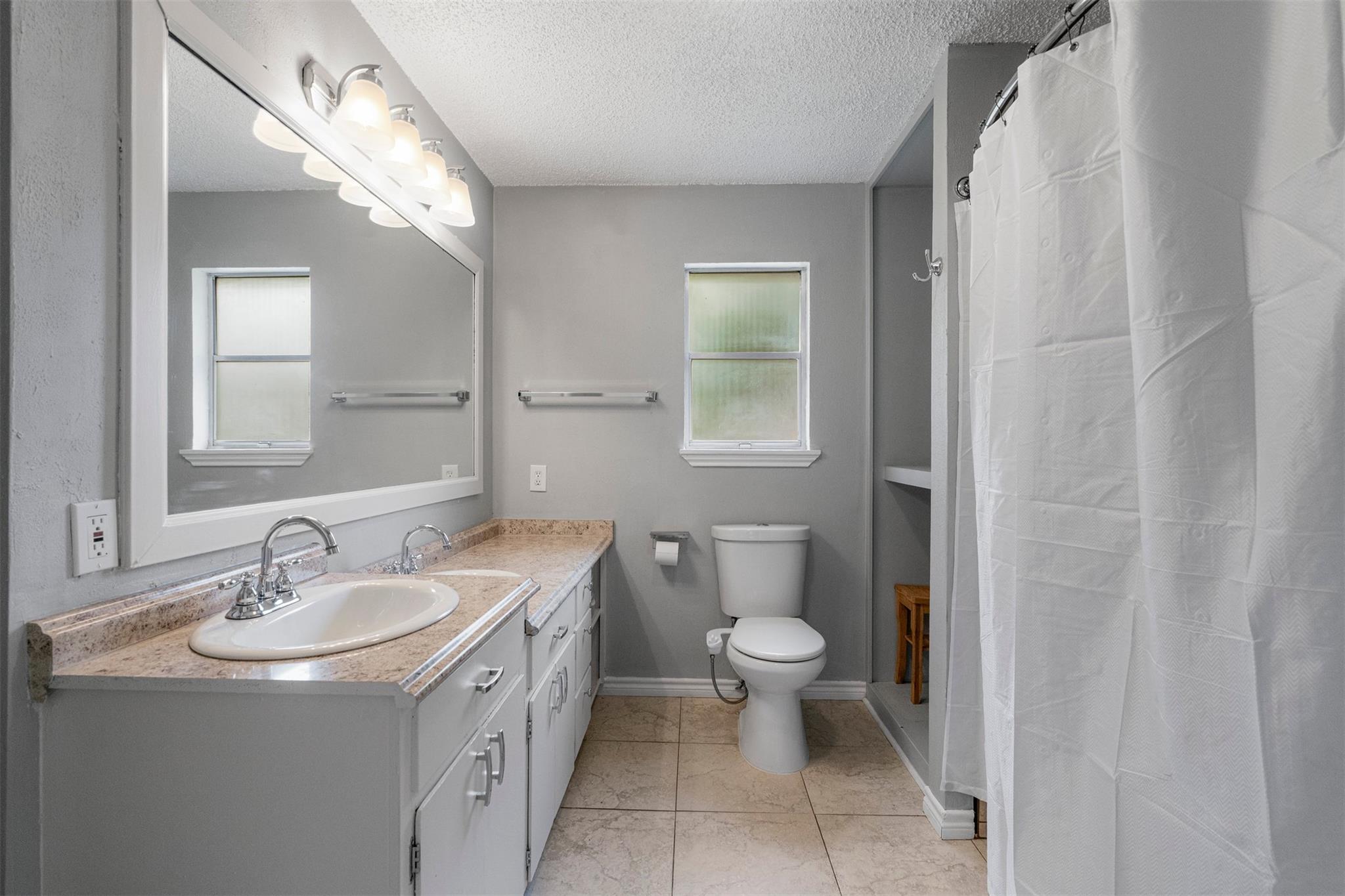 7303 Geneva Dr, Austin, TX 78723