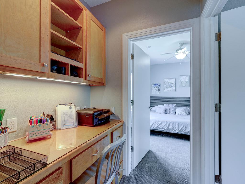 5910 Travis Woods Cv, Austin, TX 78734