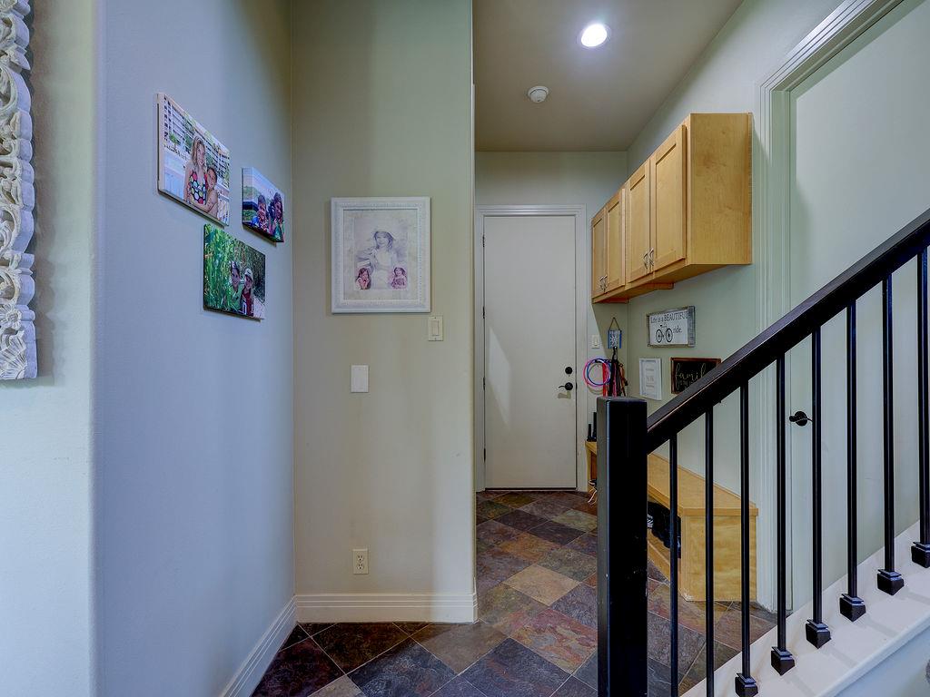 5910 Travis Woods Cv, Austin, TX 78734