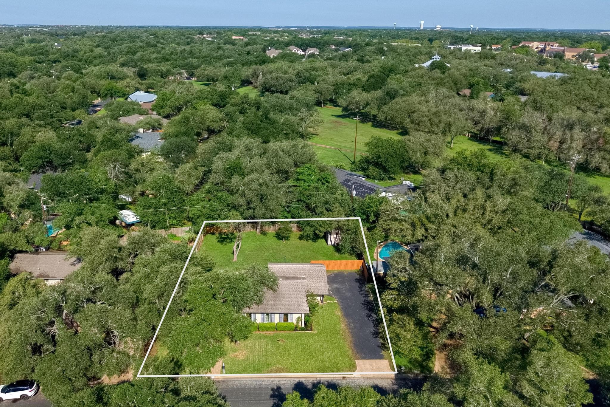 9105 Balcones Club Dr, Austin, TX 78750