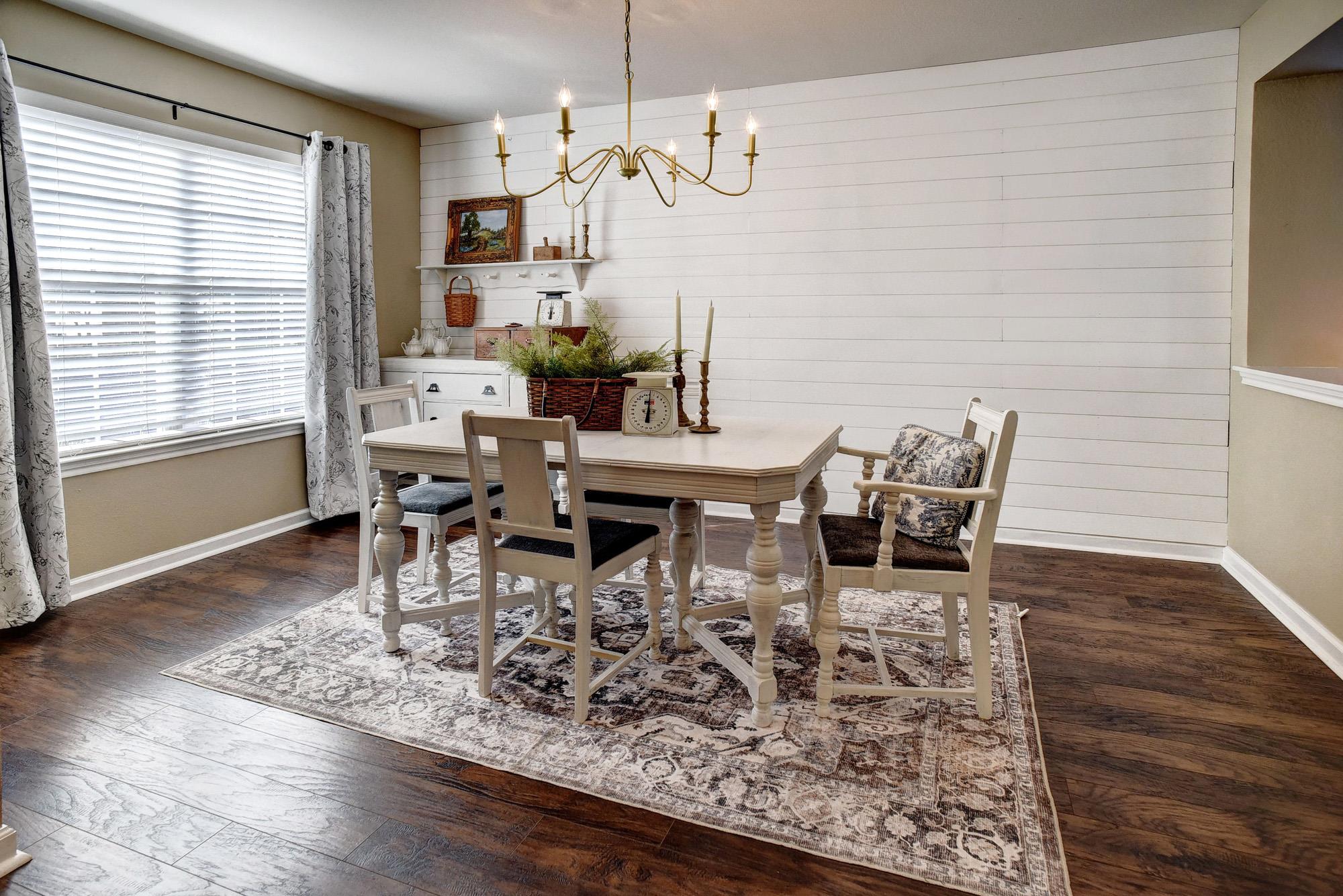104 Trapper Trl, Bastrop, TX 78602