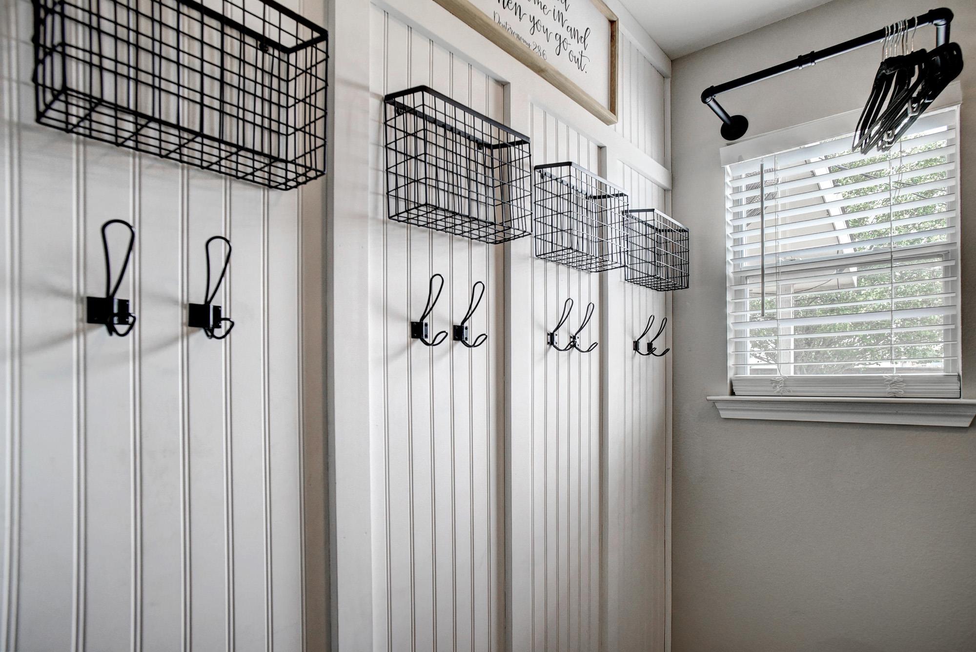 104 Trapper Trl, Bastrop, TX 78602