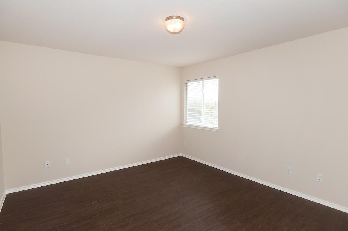 516 Sweet Leaf Ln, Pflugerville, TX 78660