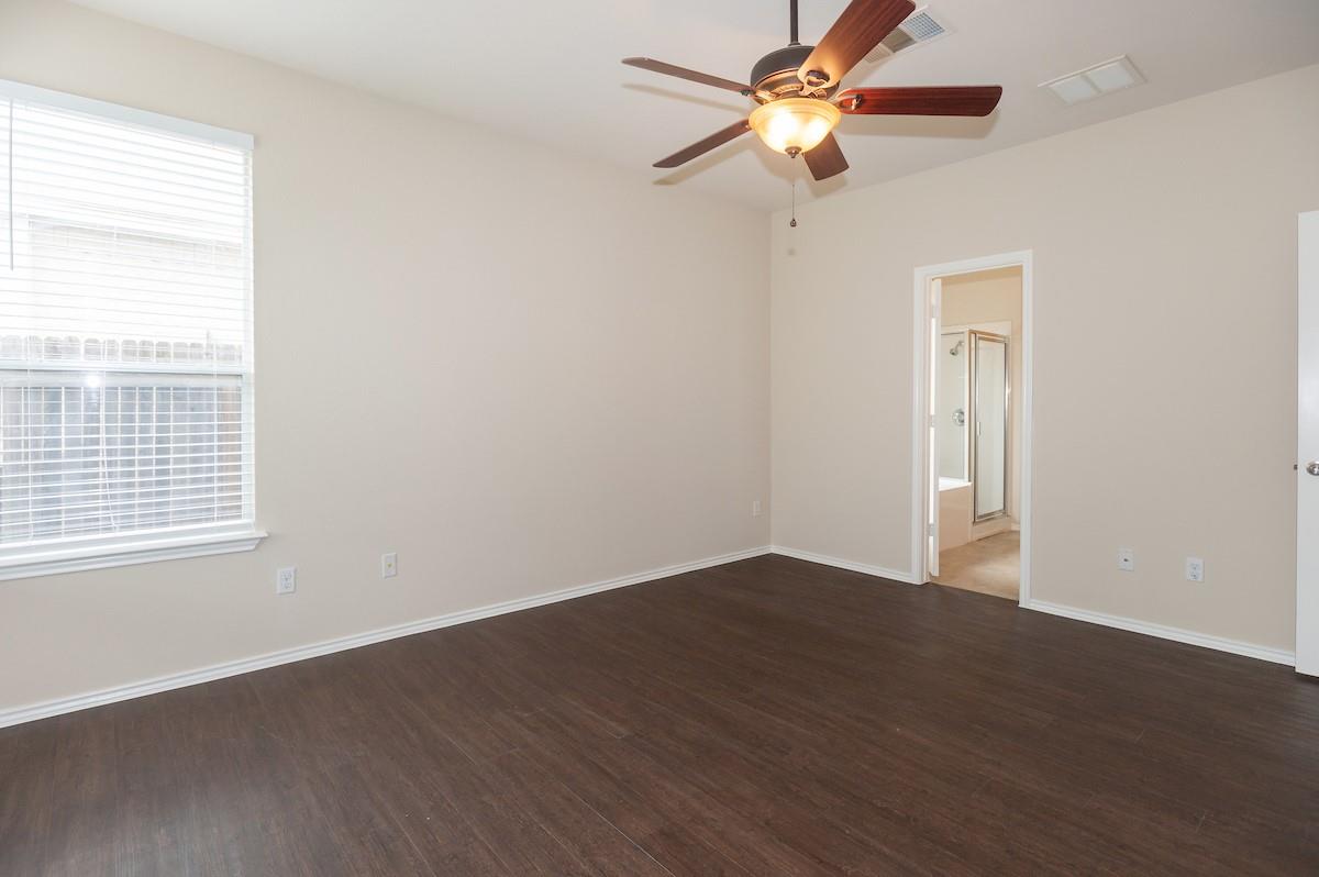 516 Sweet Leaf Ln, Pflugerville, TX 78660