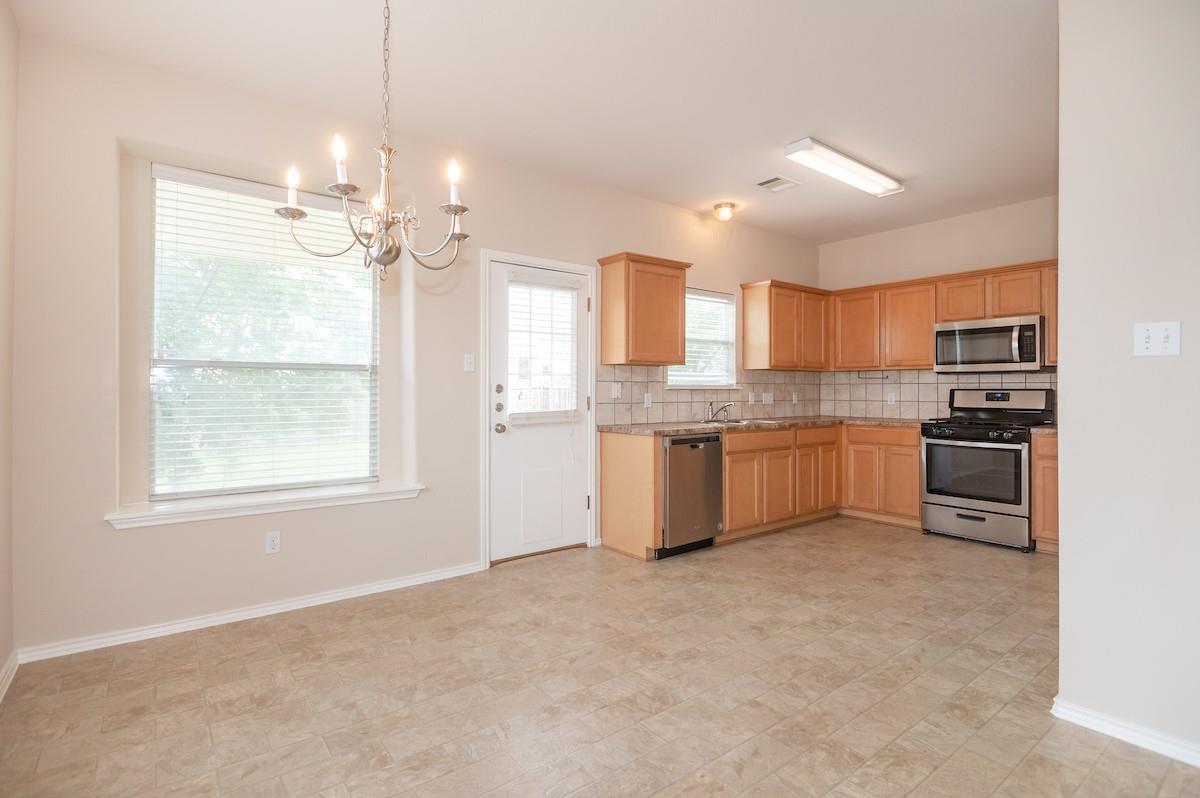 516 Sweet Leaf Ln, Pflugerville, TX 78660
