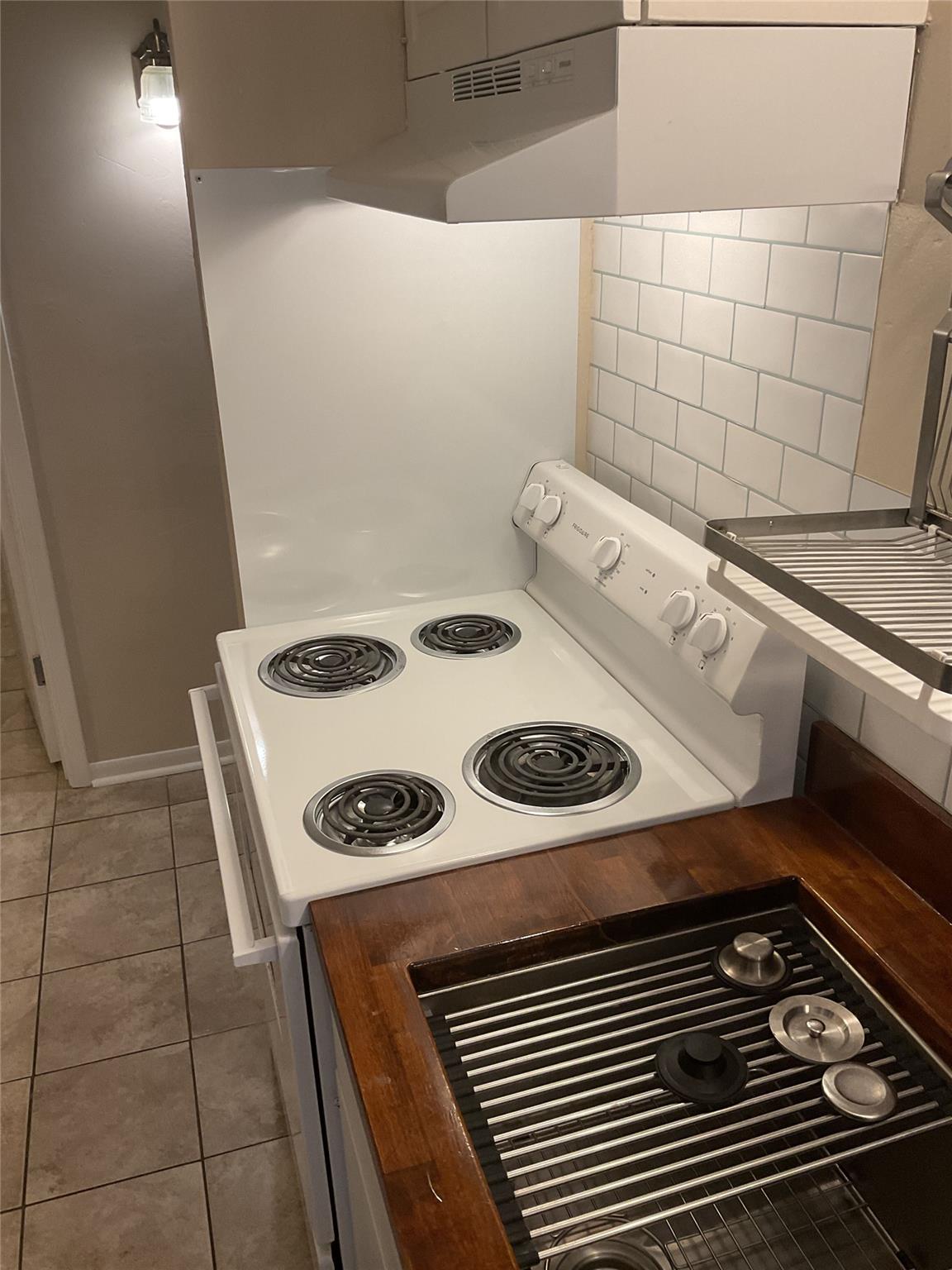 901 E Oltorf St # 101, Austin, TX 78704
