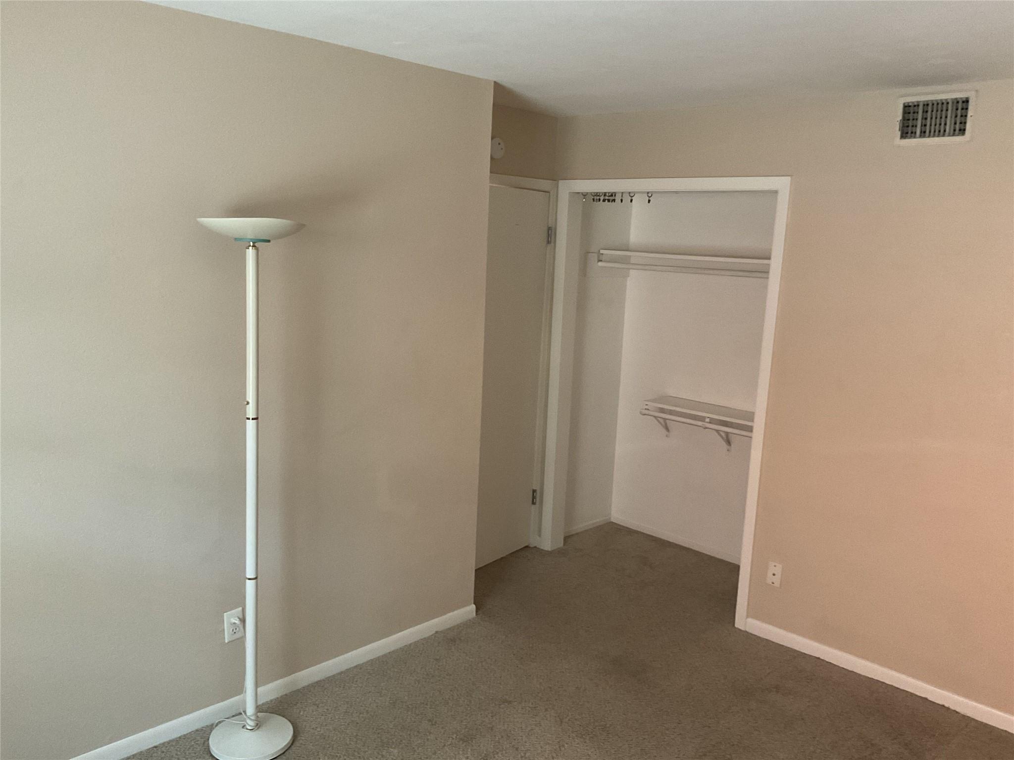 901 E Oltorf St # 101, Austin, TX 78704