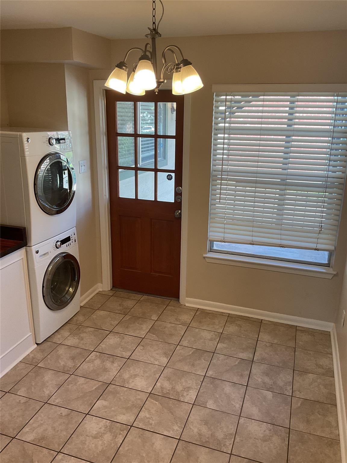 901 E Oltorf St # 101, Austin, TX 78704