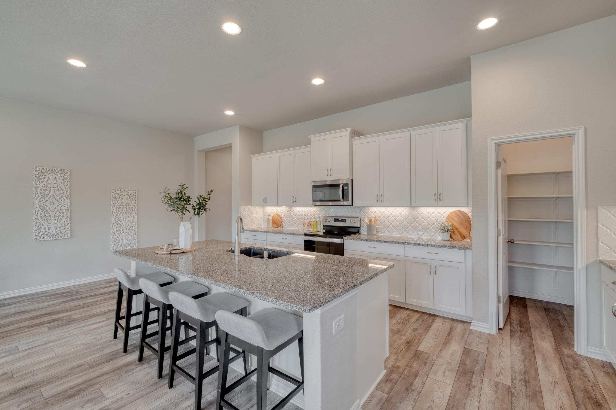 103 Brookside St, Hutto, TX 78634