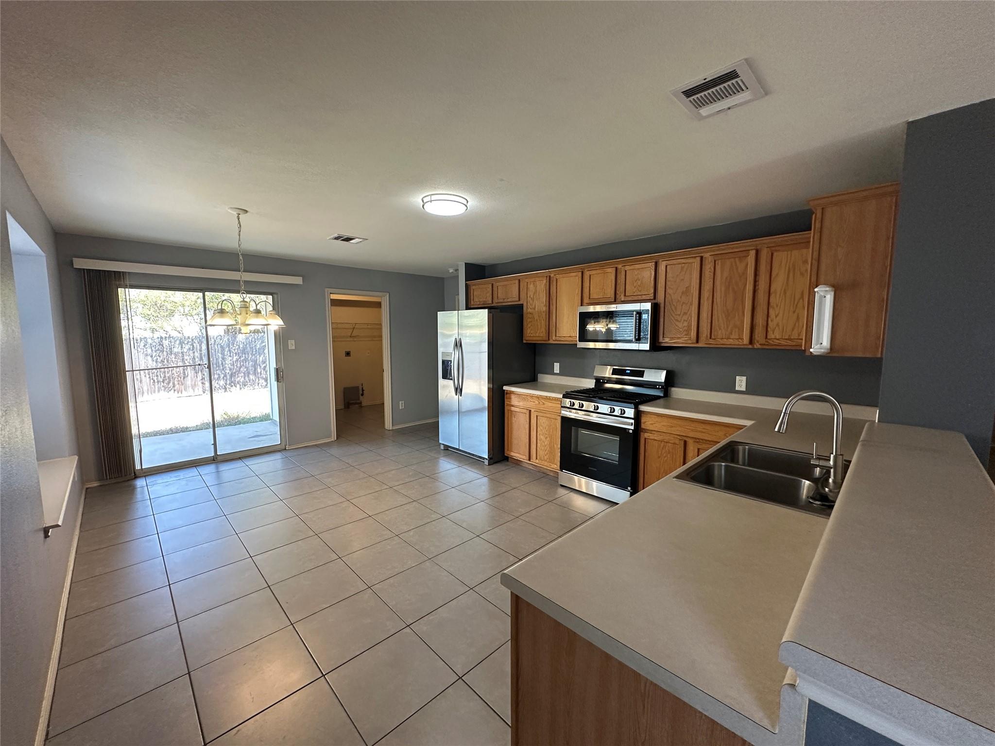 908 Sally Lunn Way, Pflugerville, TX 78660