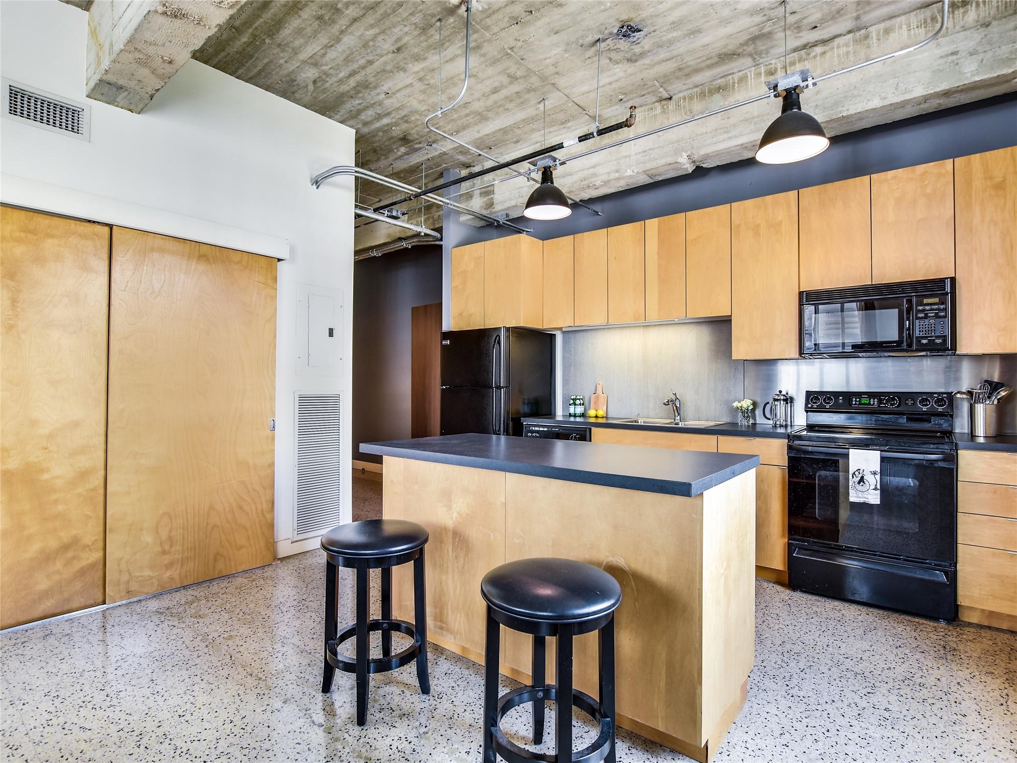 710 Colorado St # 6D, Austin, TX 78701
