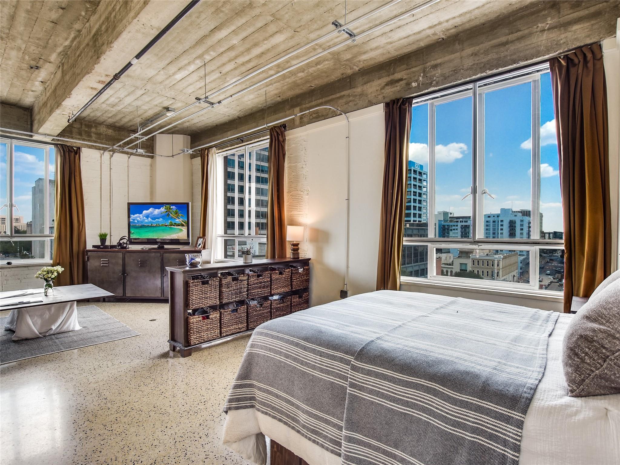 710 Colorado St # 6D, Austin, TX 78701