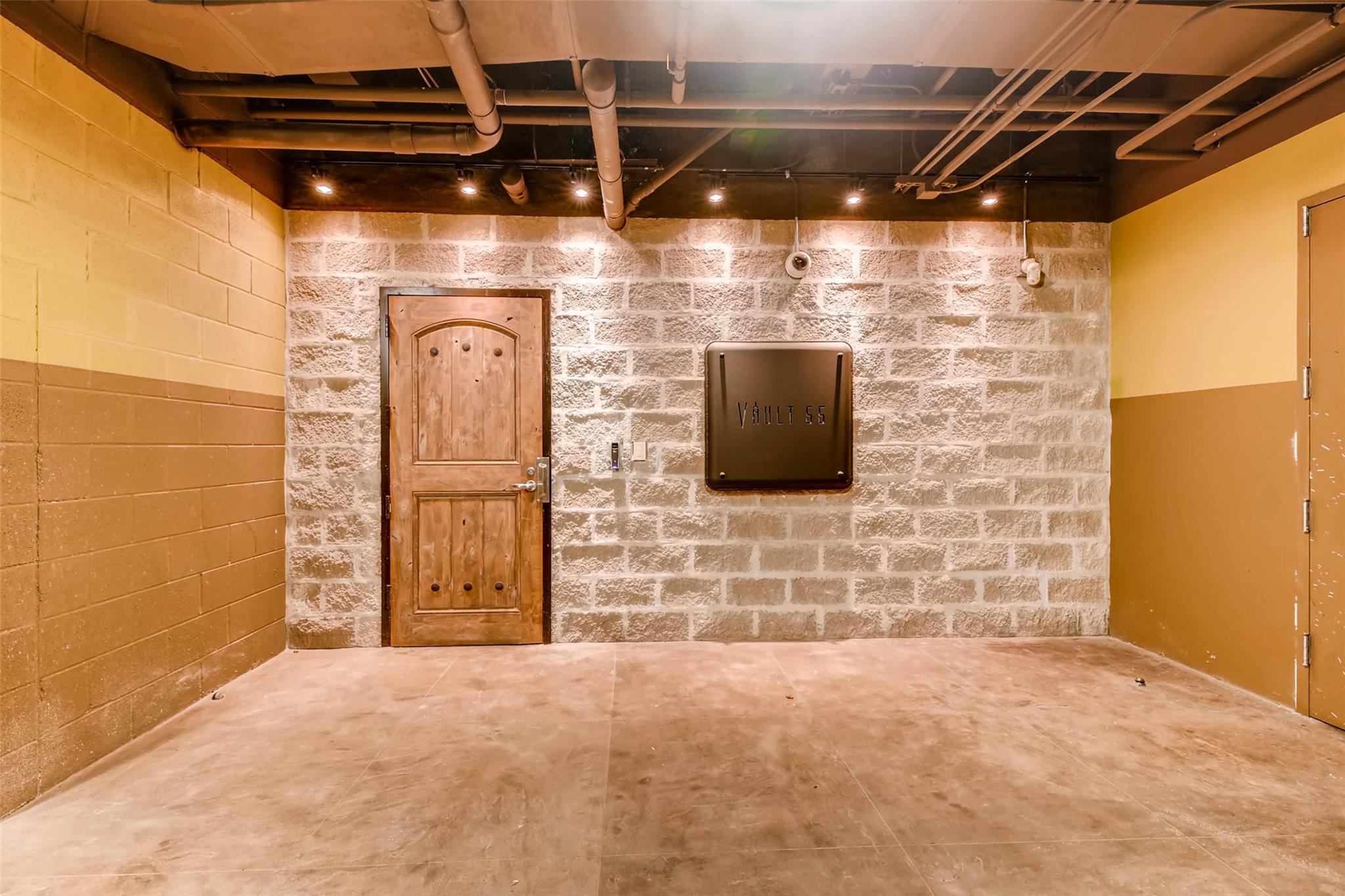 710 Colorado St # 6D, Austin, TX 78701