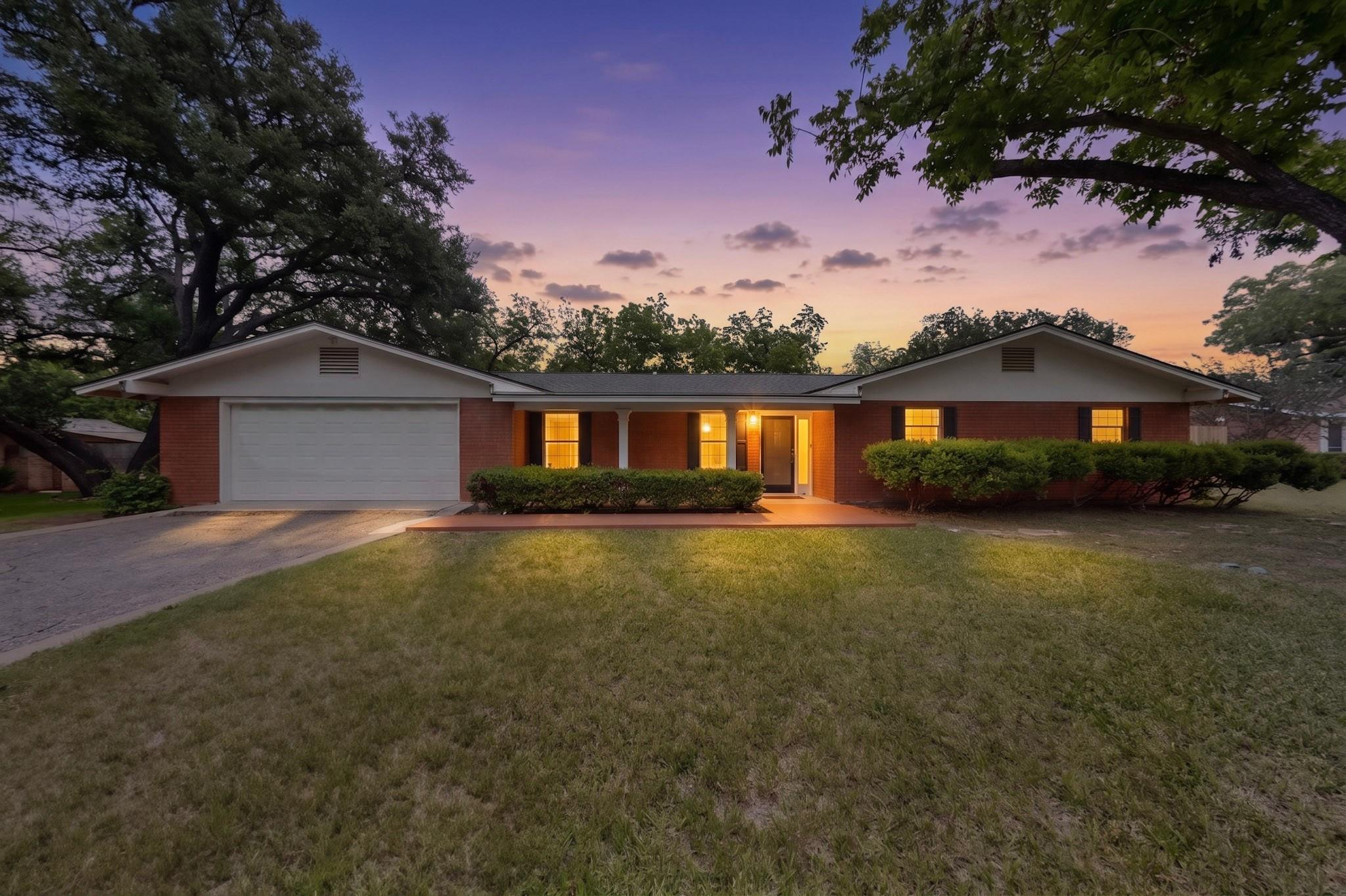 11903 Mustang Chase, Austin, TX 78727