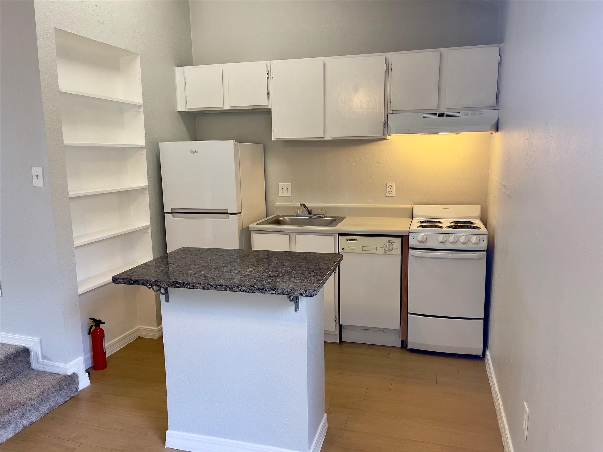 513 South Park Dr # 304, Austin, TX 78704
