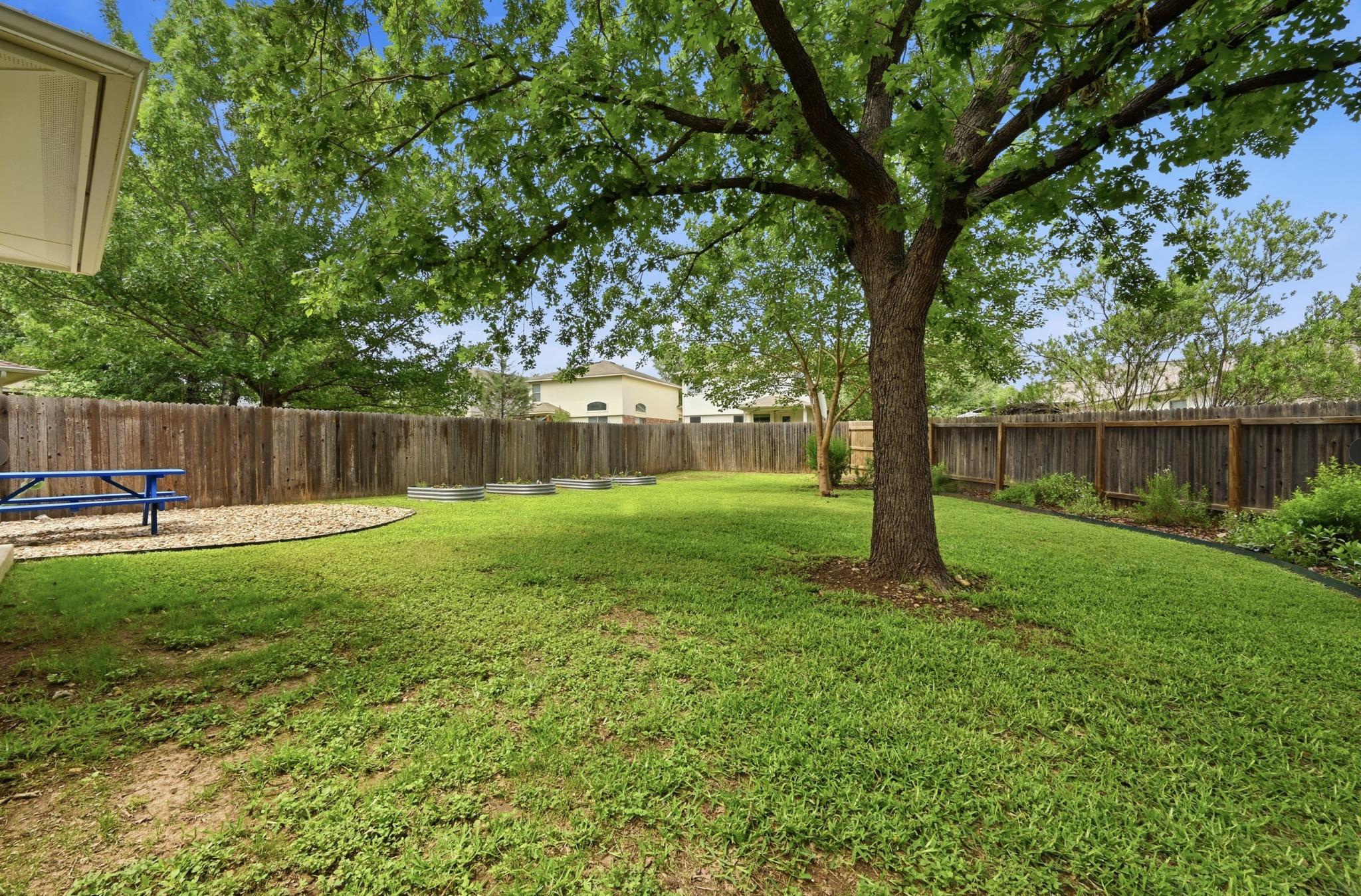 11213 Jim Thorpe Ln, Austin, TX 78748