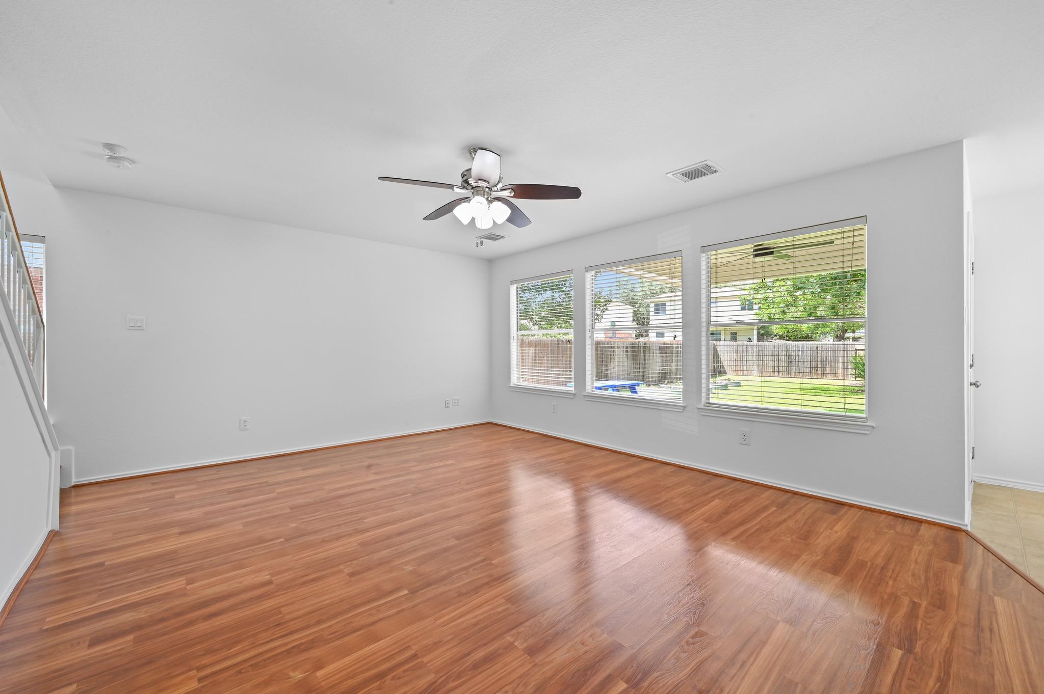 11213 Jim Thorpe Ln, Austin, TX 78748