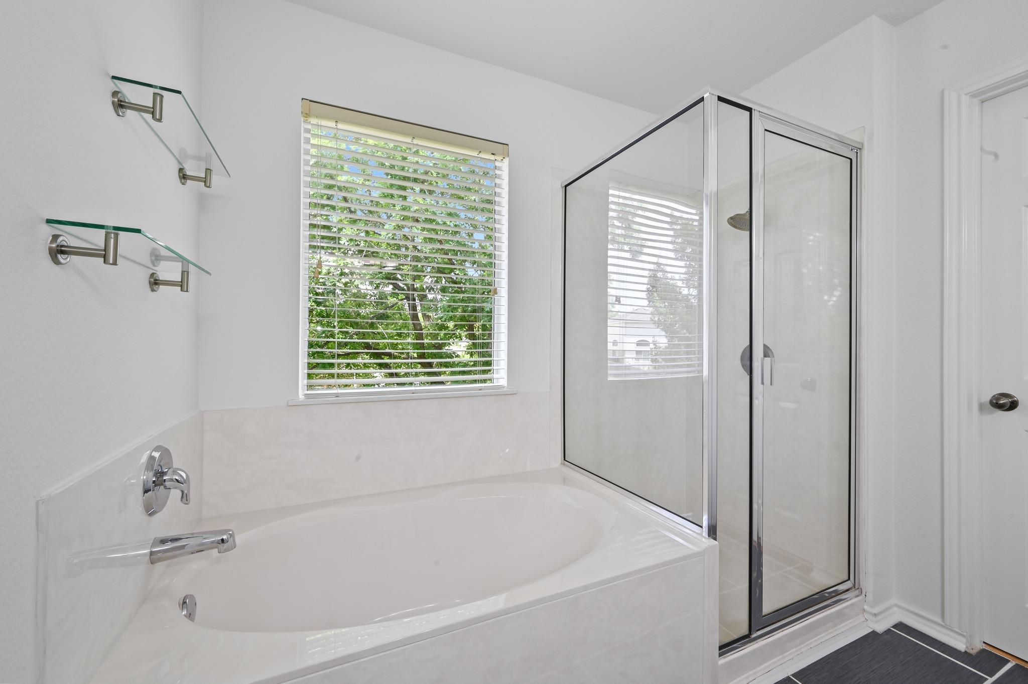 11213 Jim Thorpe Ln, Austin, TX 78748