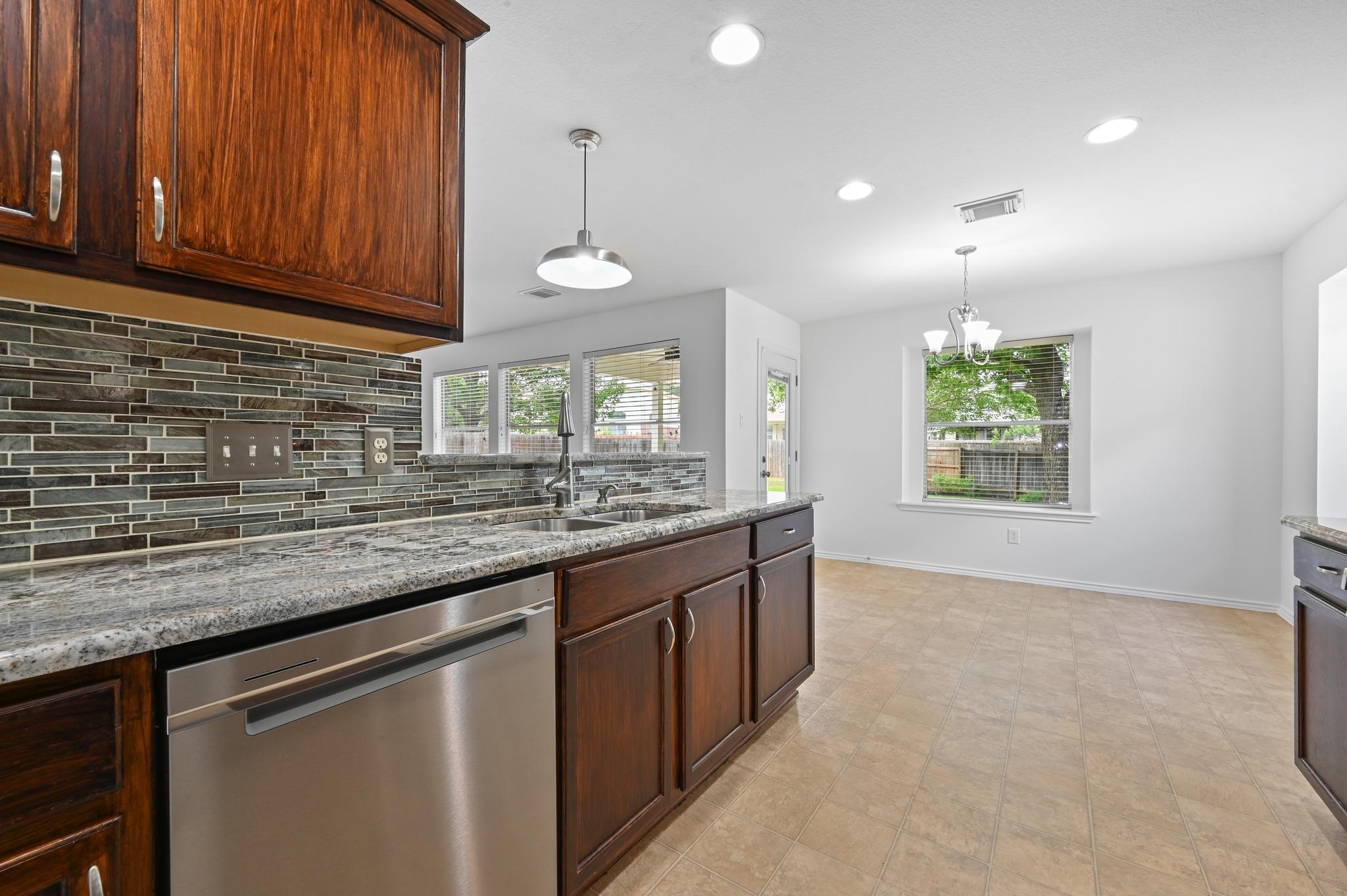 11213 Jim Thorpe Ln, Austin, TX 78748