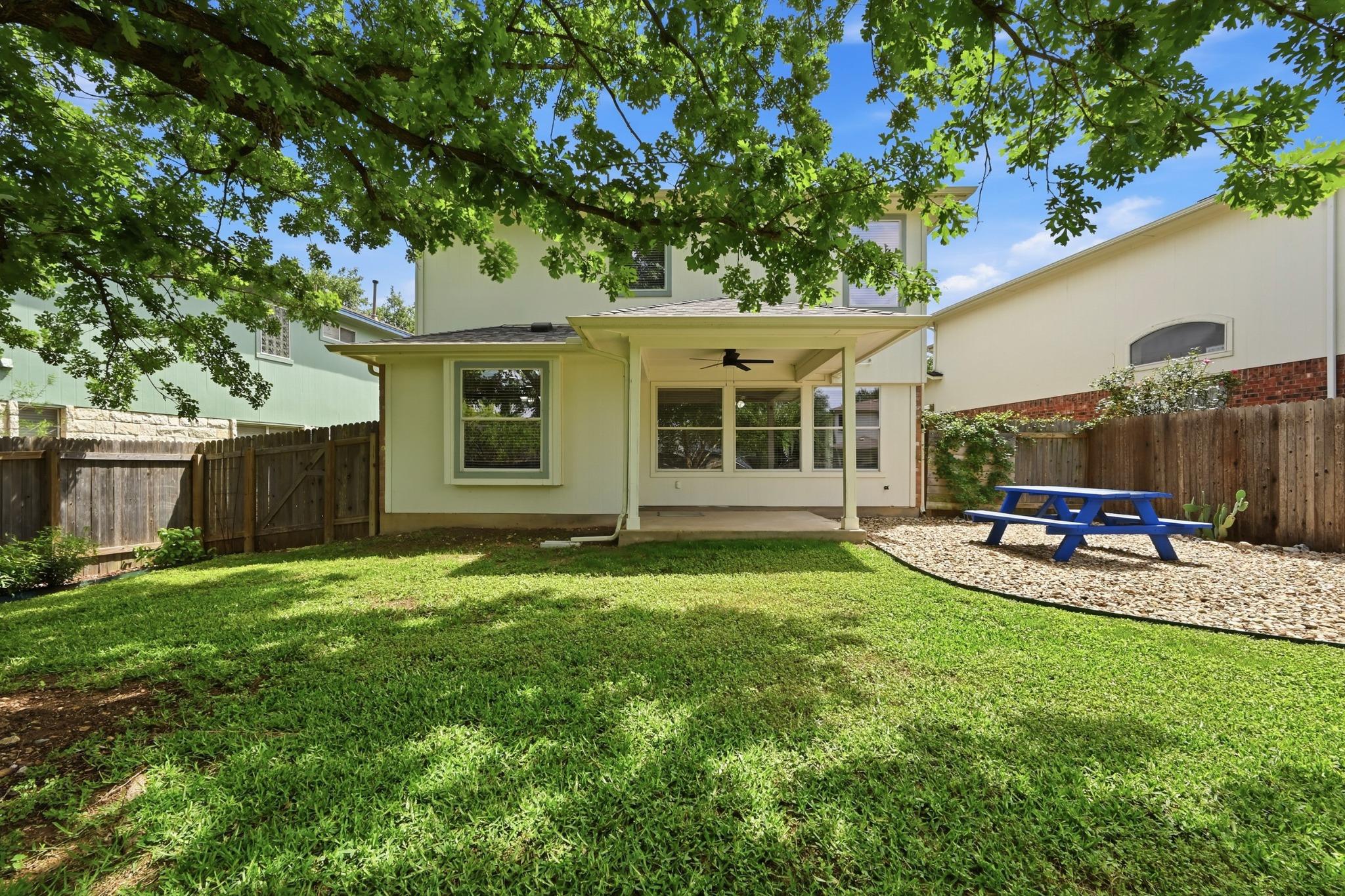11213 Jim Thorpe Ln, Austin, TX 78748