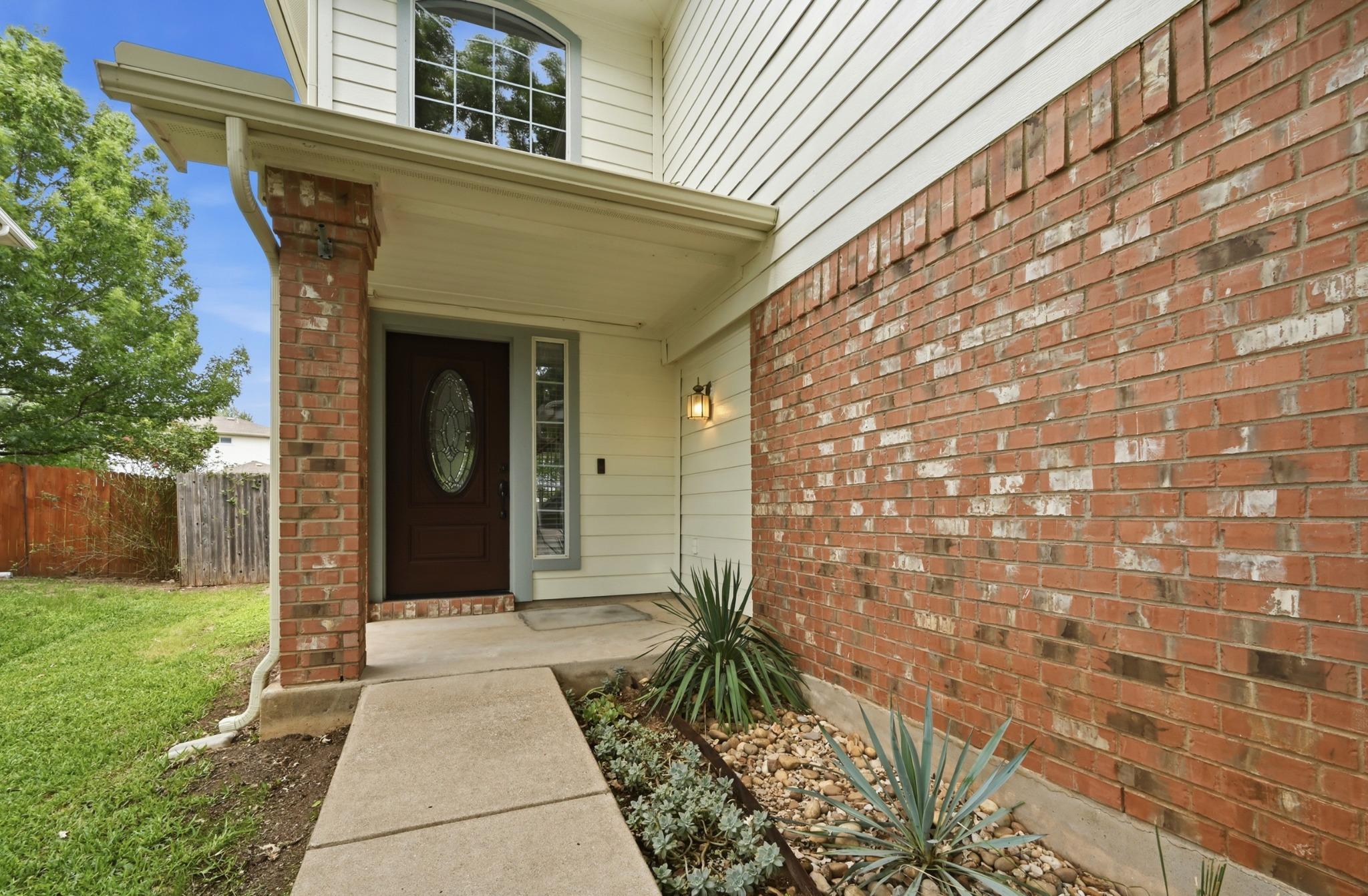 11213 Jim Thorpe Ln, Austin, TX 78748