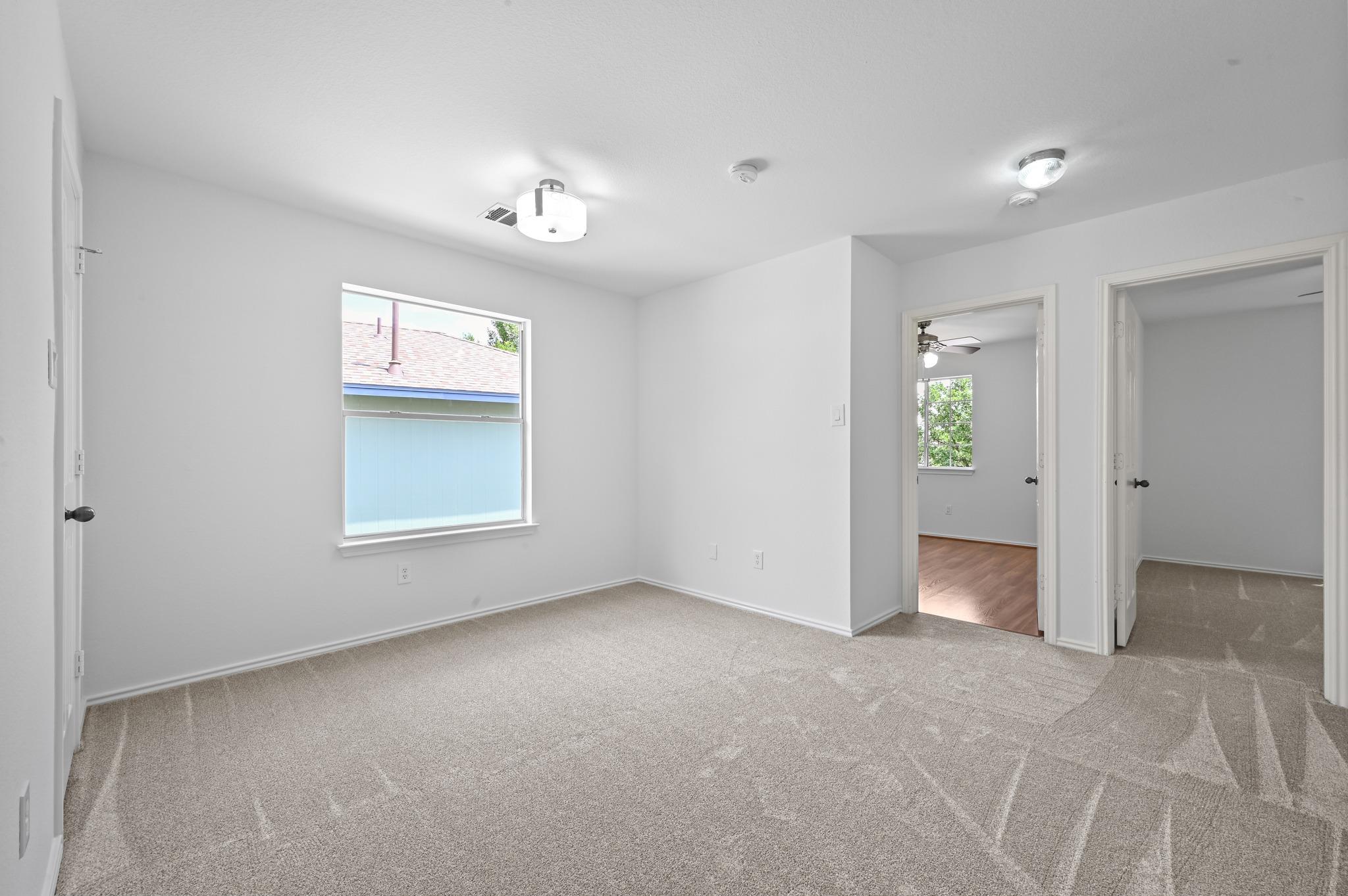 11213 Jim Thorpe Ln, Austin, TX 78748