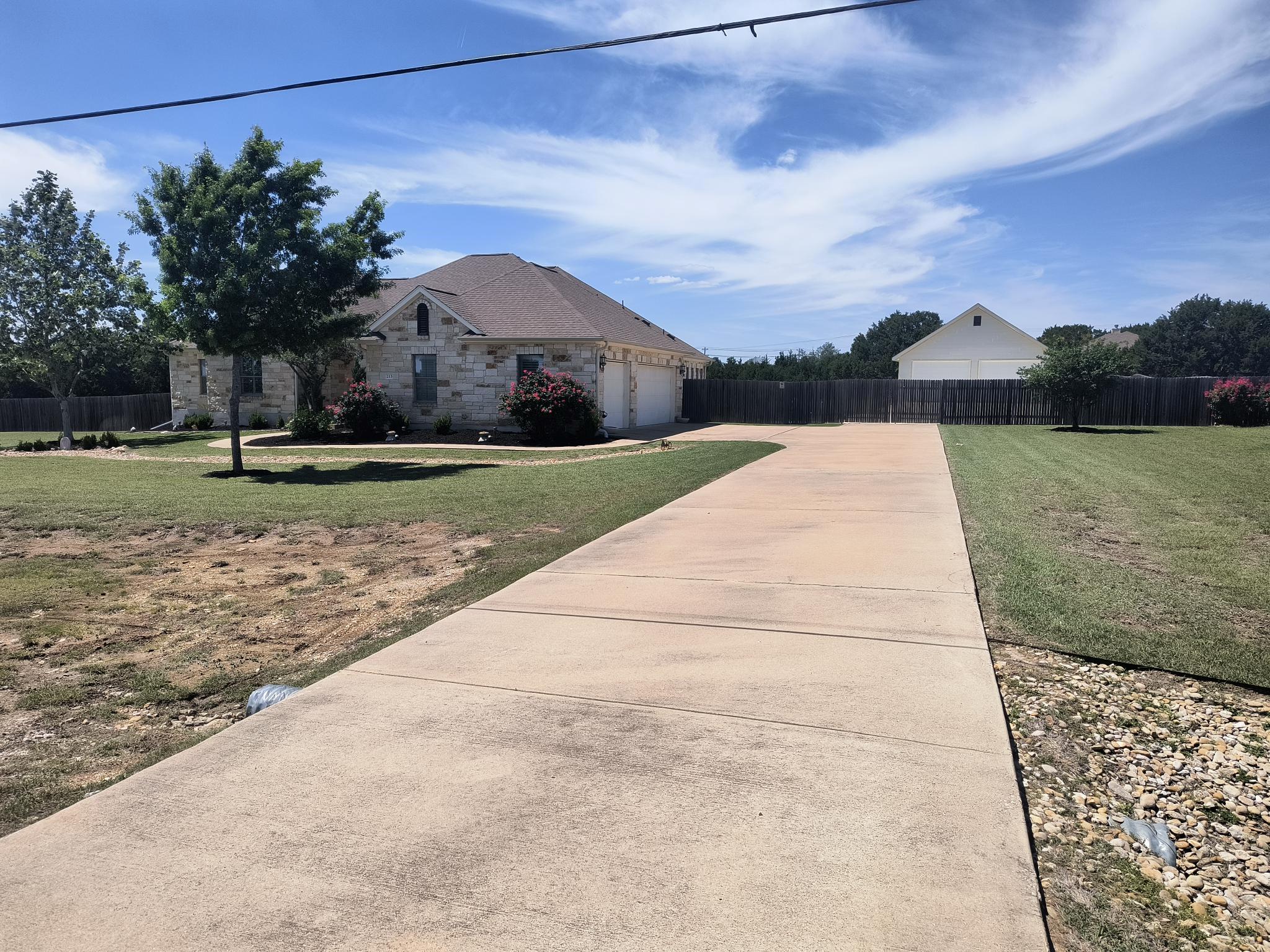 213 Dawn Dr, Liberty Hill, TX 78642