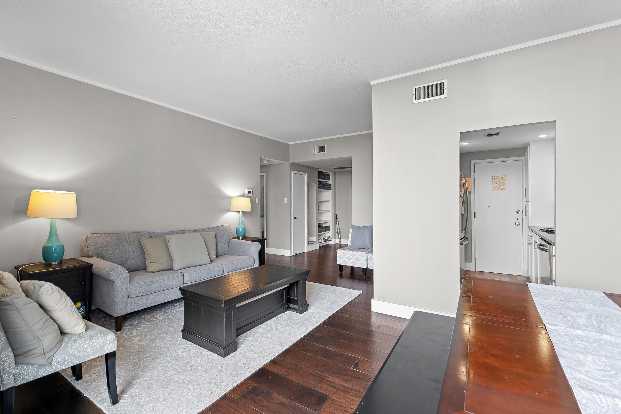 1801 Lavaca St # 4C, Austin, TX 78701