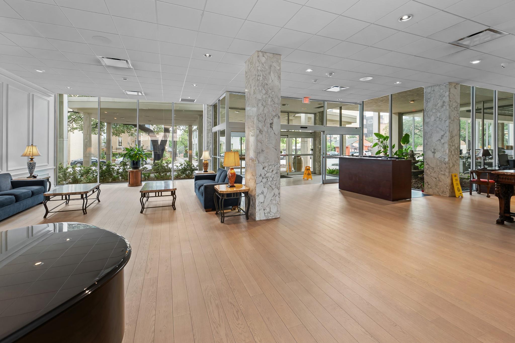 1801 Lavaca St # 4C, Austin, TX 78701