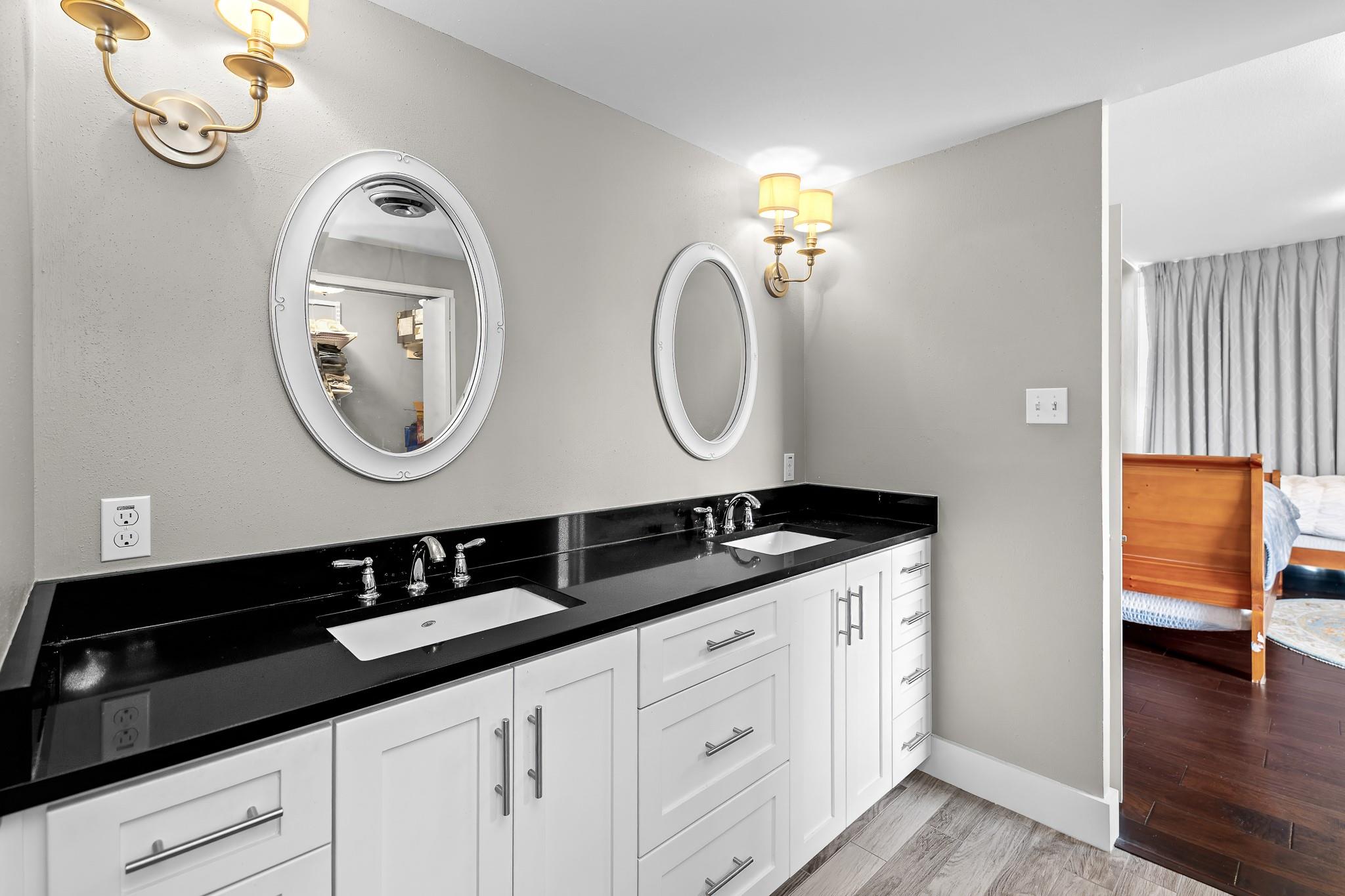 1801 Lavaca St # 4C, Austin, TX 78701