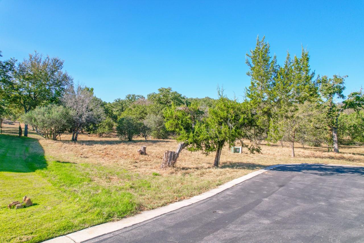 112 Jade St, Horseshoe Bay, TX 78657