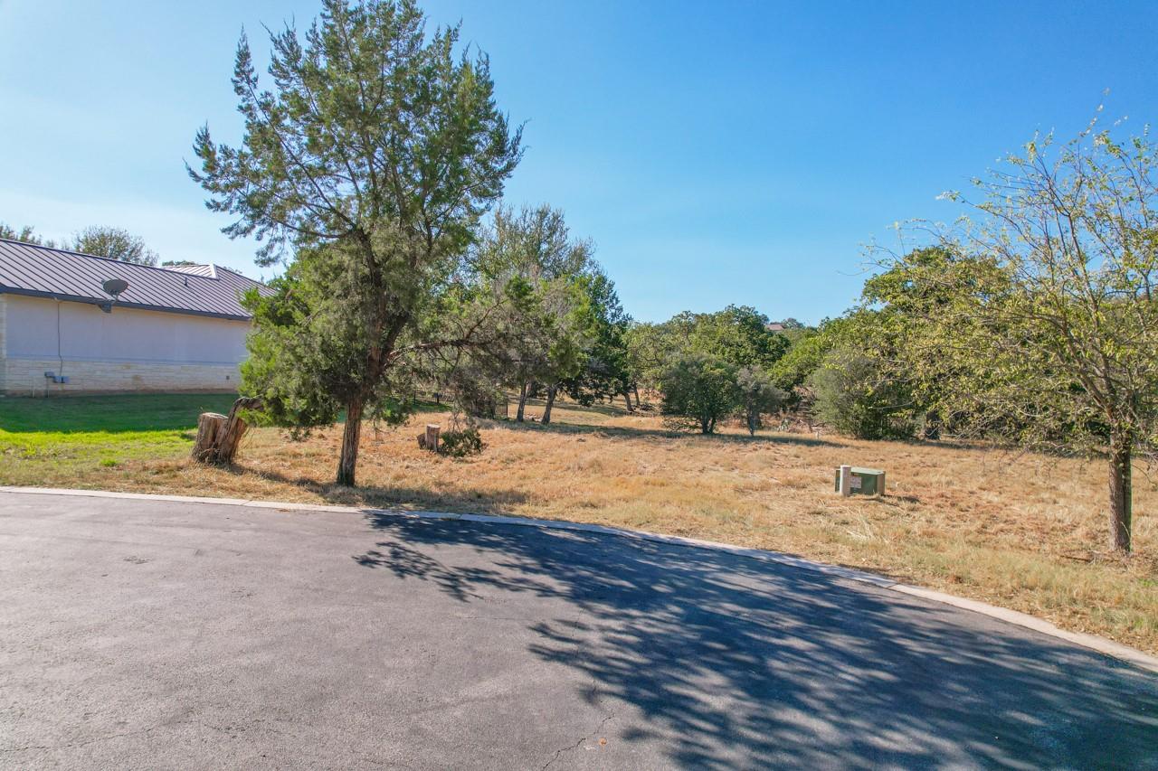 112 Jade St, Horseshoe Bay, TX 78657