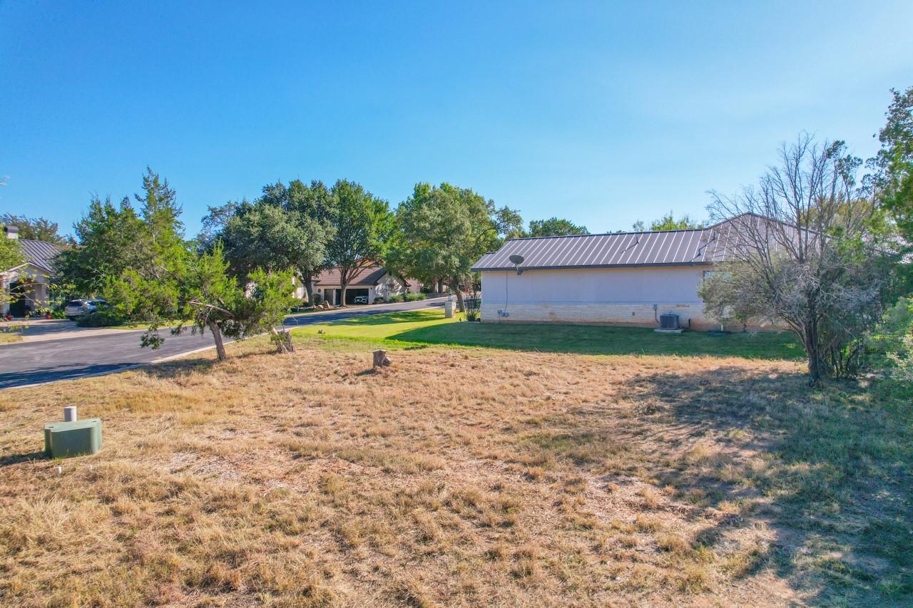 112 Jade St, Horseshoe Bay, TX 78657
