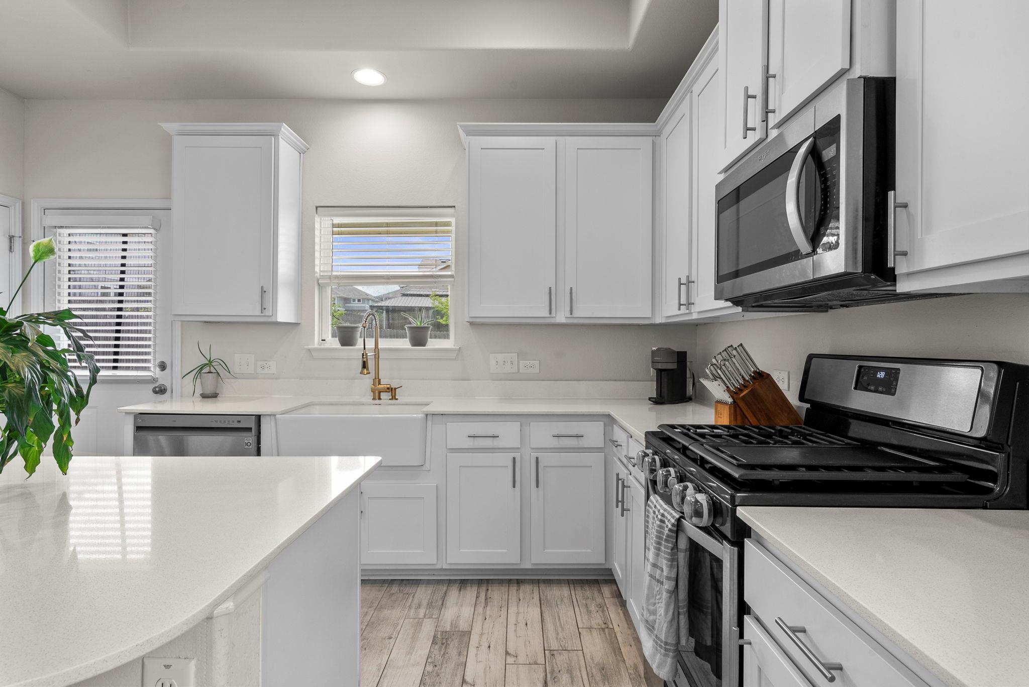 6413 Mary Lewis Dr, Austin, TX 78747