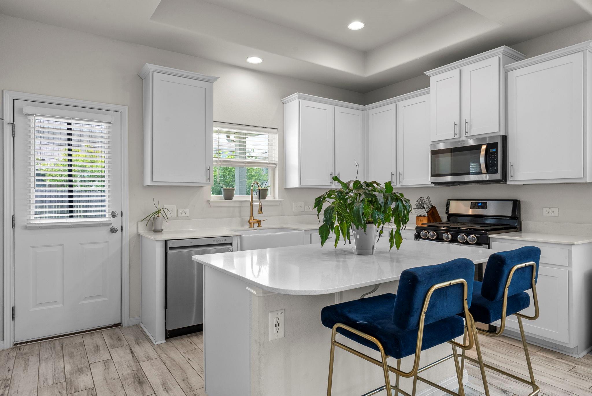 6413 Mary Lewis Dr, Austin, TX 78747