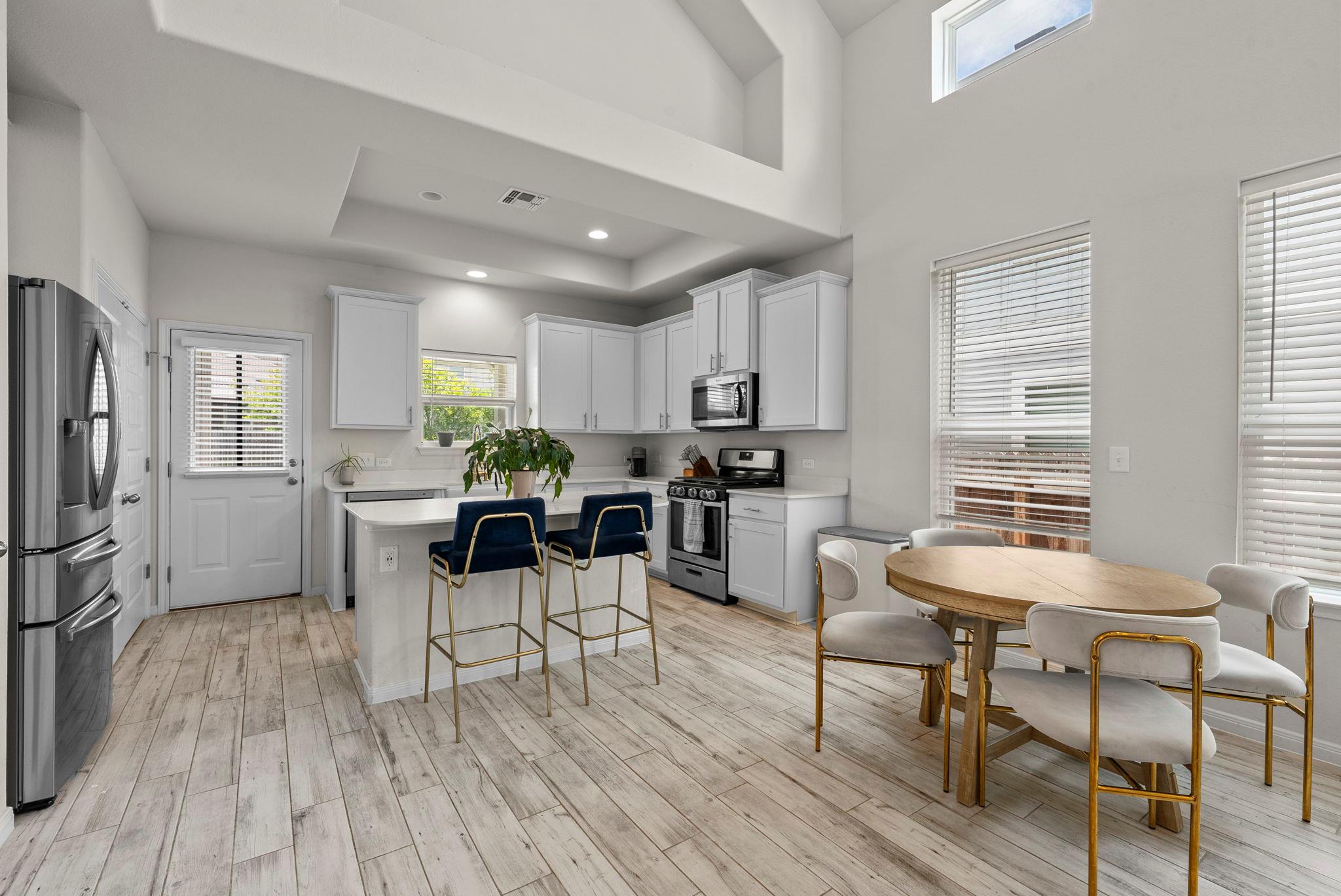 6413 Mary Lewis Dr, Austin, TX 78747