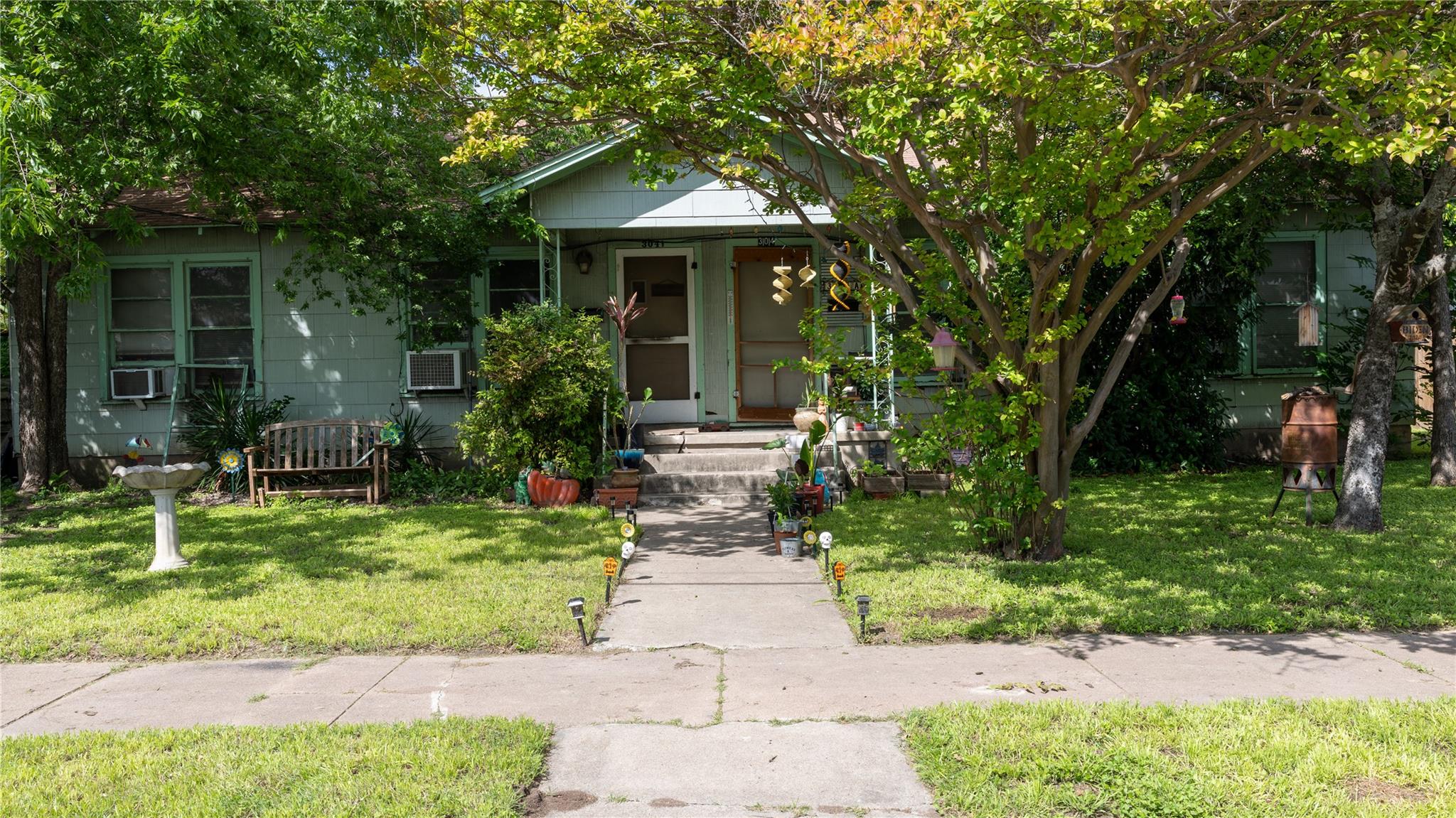 304 S Walnut St # A, B, & C, Lampasas, TX 76550