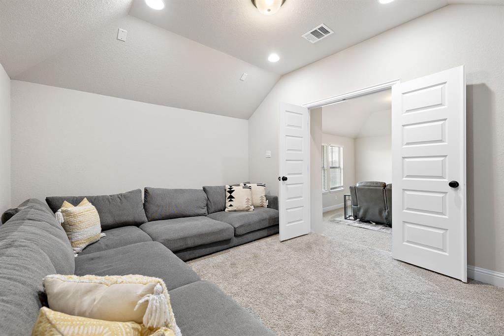108 Ravello St, Liberty Hill, TX 78642