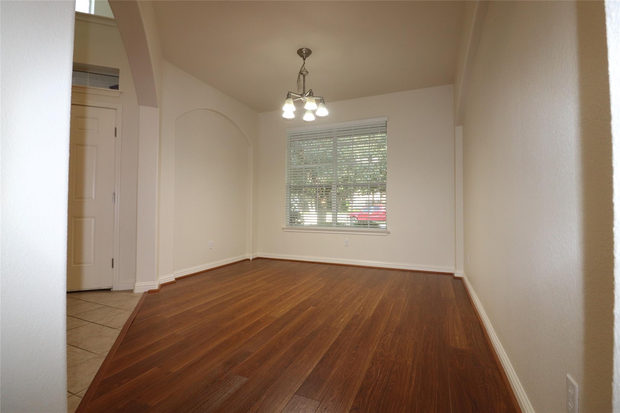 806 Zappa Dr, Cedar Park, TX 78613