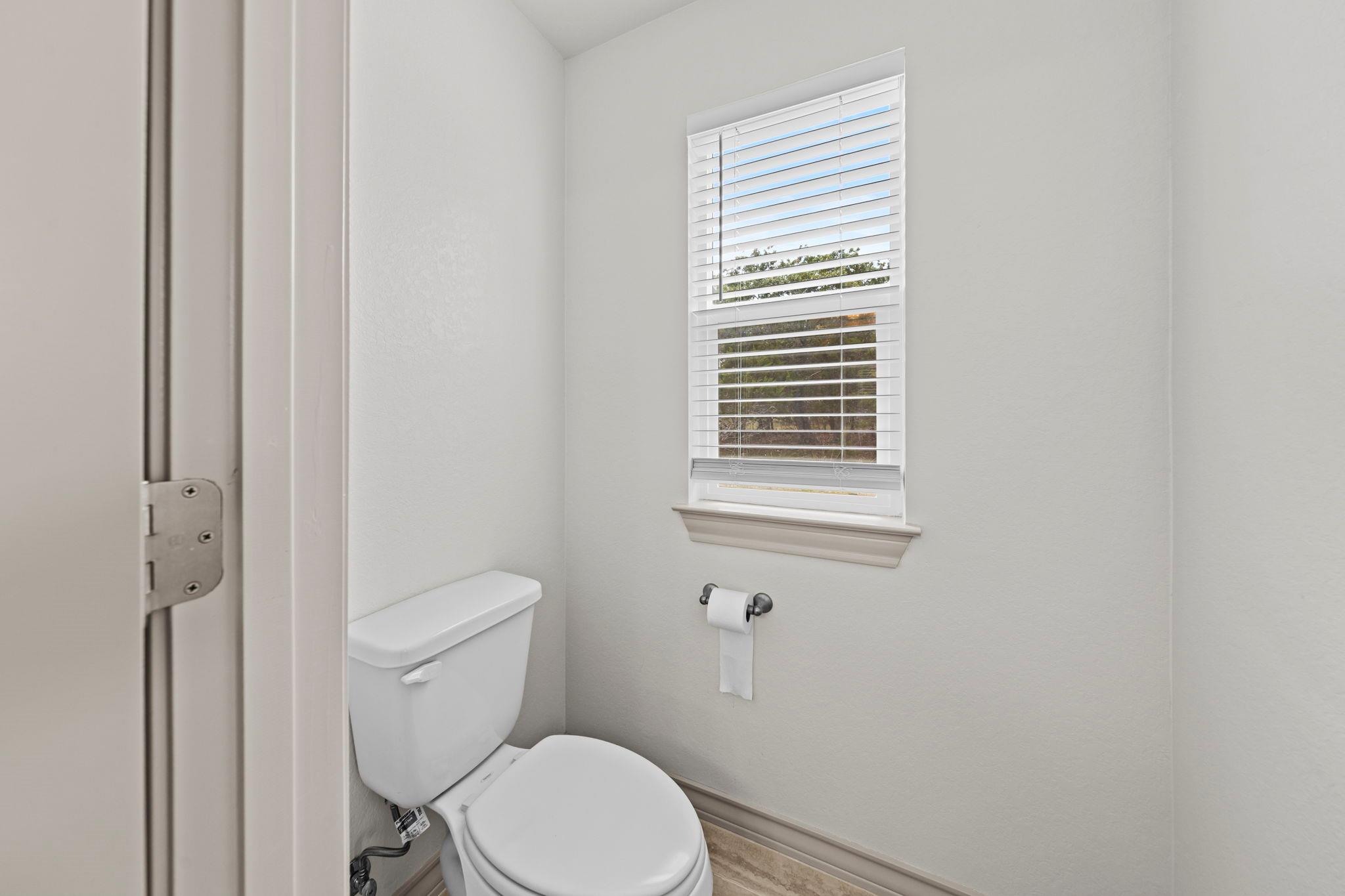 108 W Eli Chandler St, Blanco, TX 78606