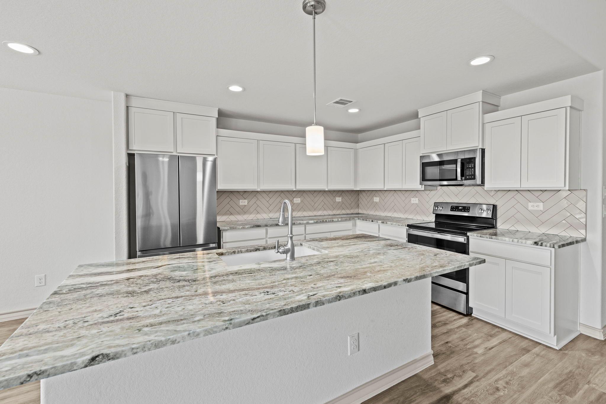 108 W Eli Chandler St, Blanco, TX 78606