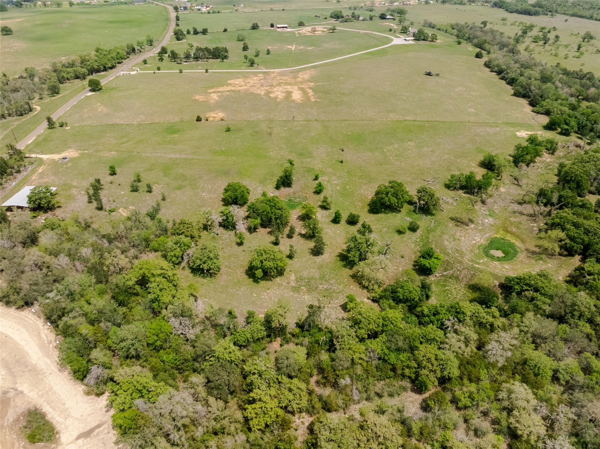187 N Cedar Creek Dr, Cedar Creek, TX 78612