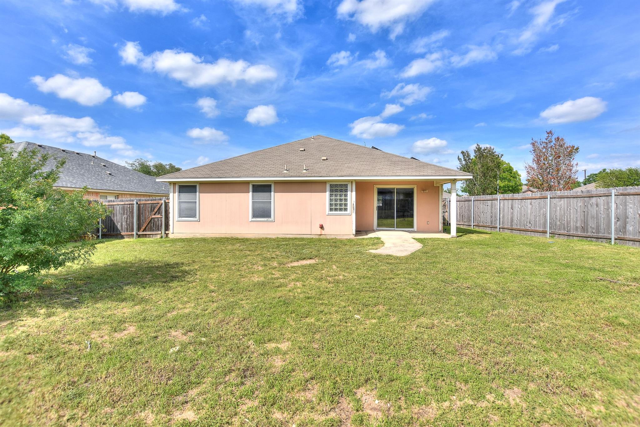 1509 Cora Marie Dr, Pflugerville, TX 78660
