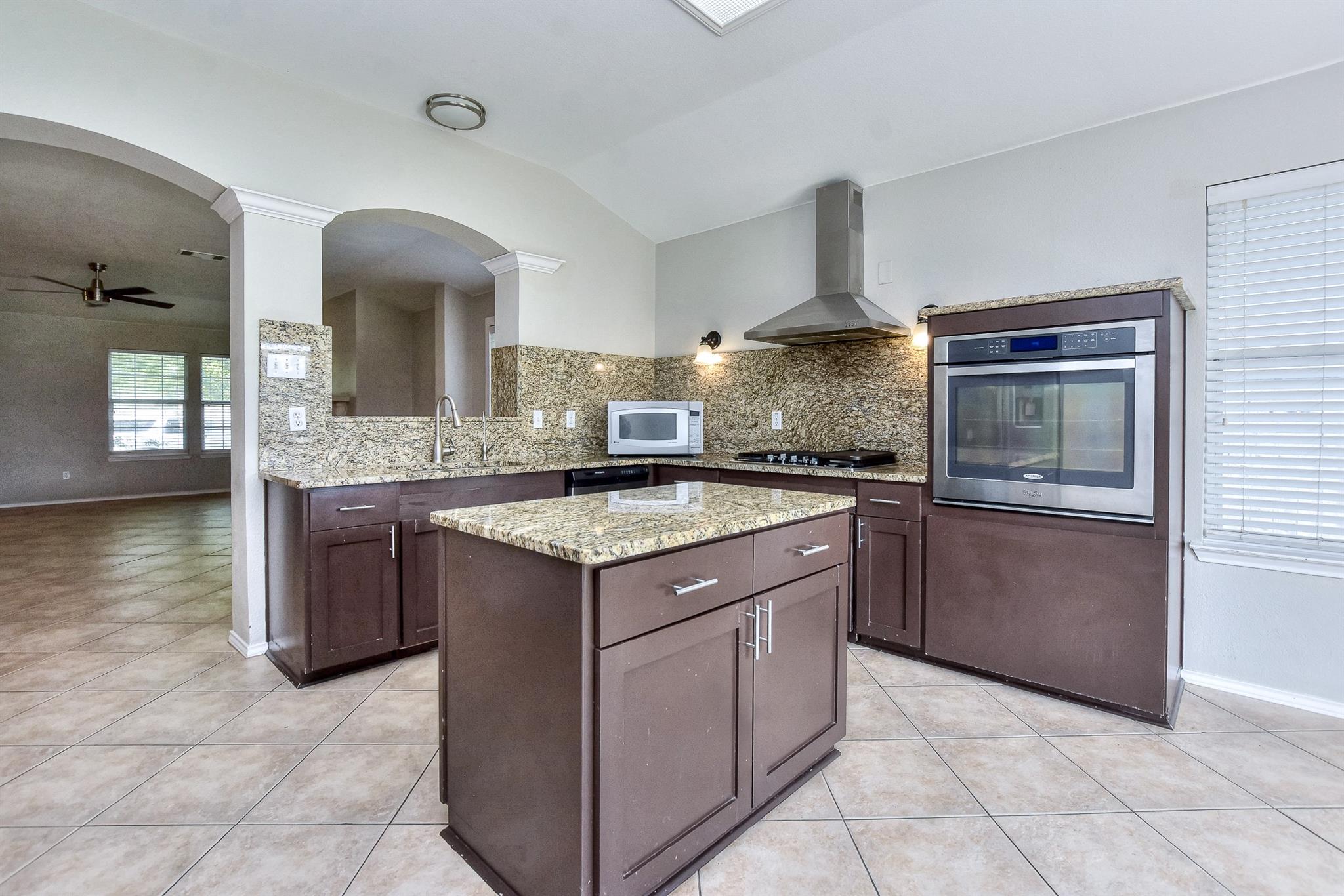 1509 Cora Marie Dr, Pflugerville, TX 78660