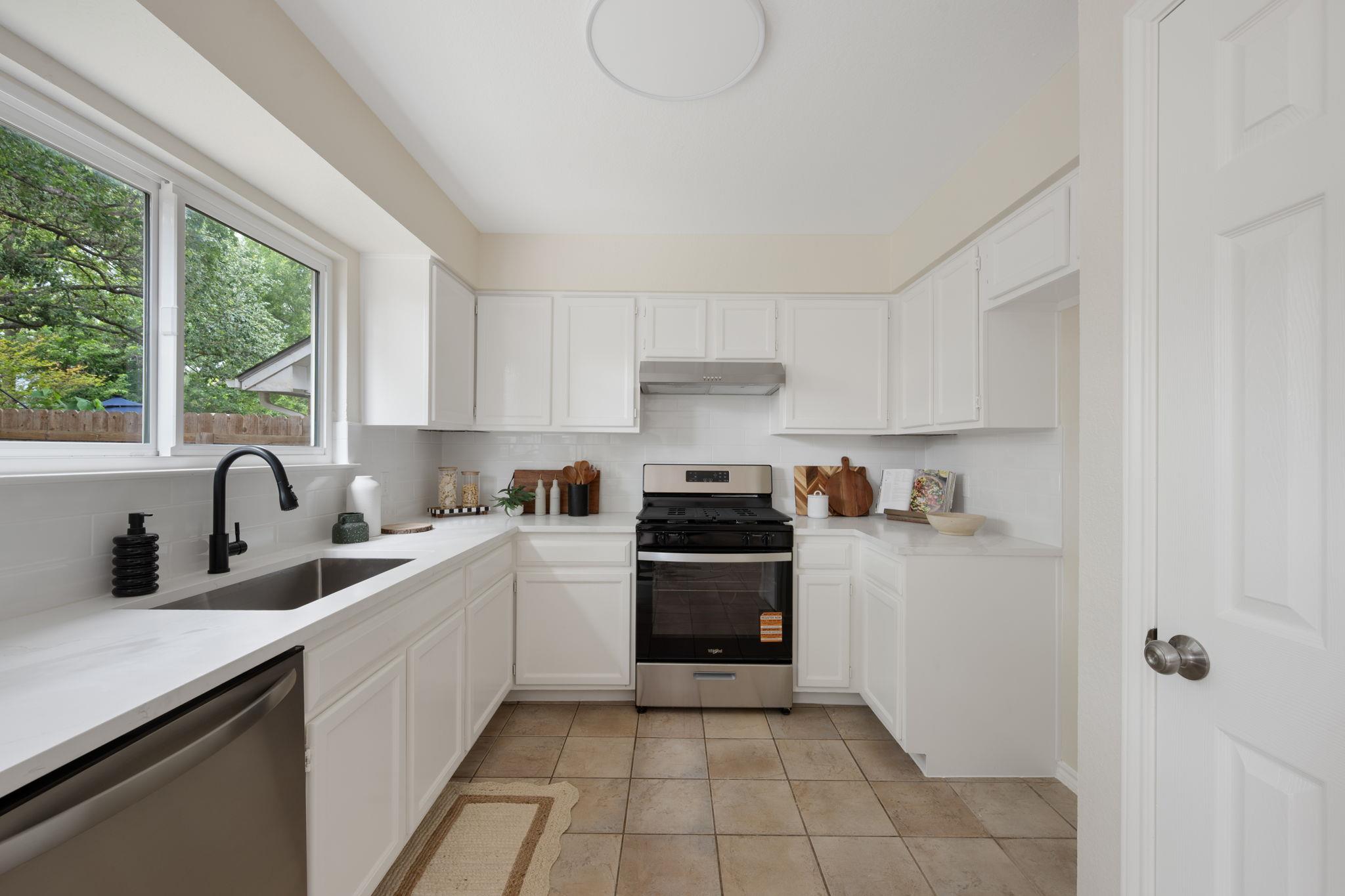 15408 Ozone Pl, Austin, TX 78728